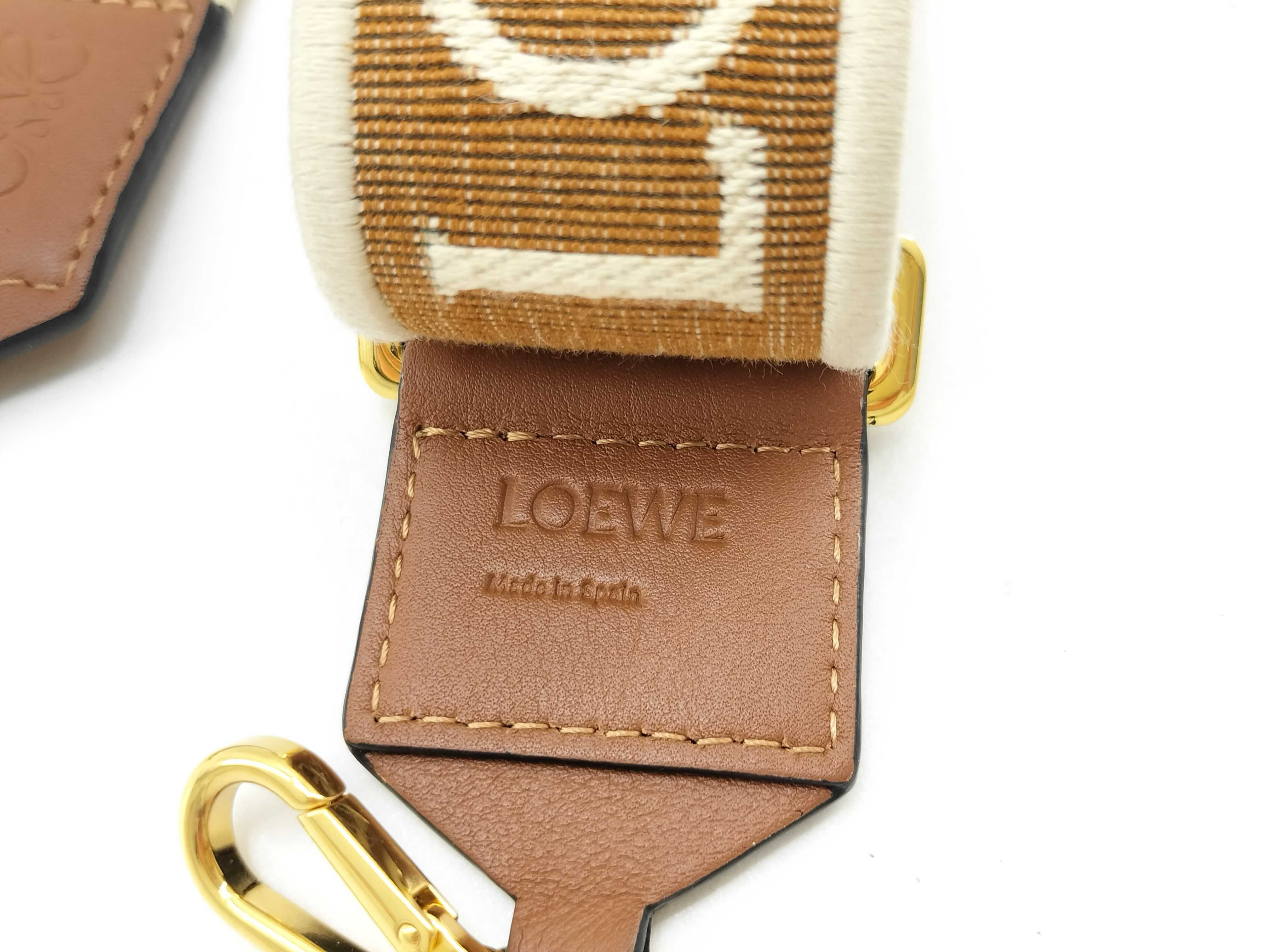 shoulder strap, Anagram pattern, canvas and leather, brown, gold hardware. — view 6