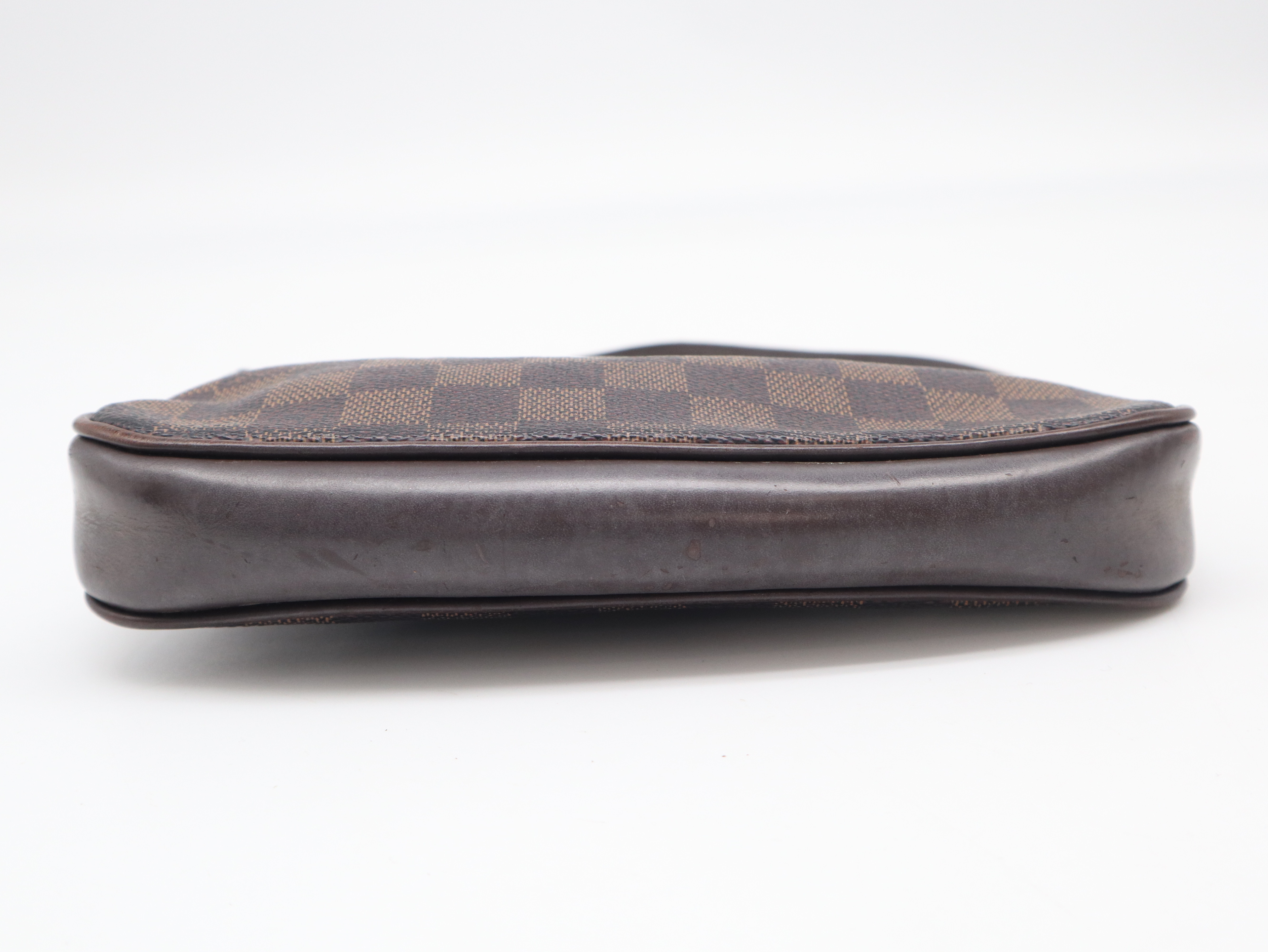 N51983 Damier Navona Pouch — view 5