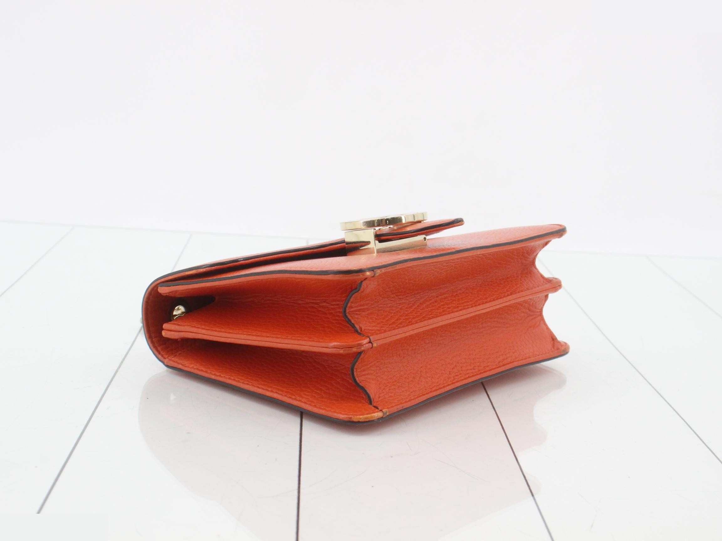 Small leather shoulder bag with interlocking G logo — view 5