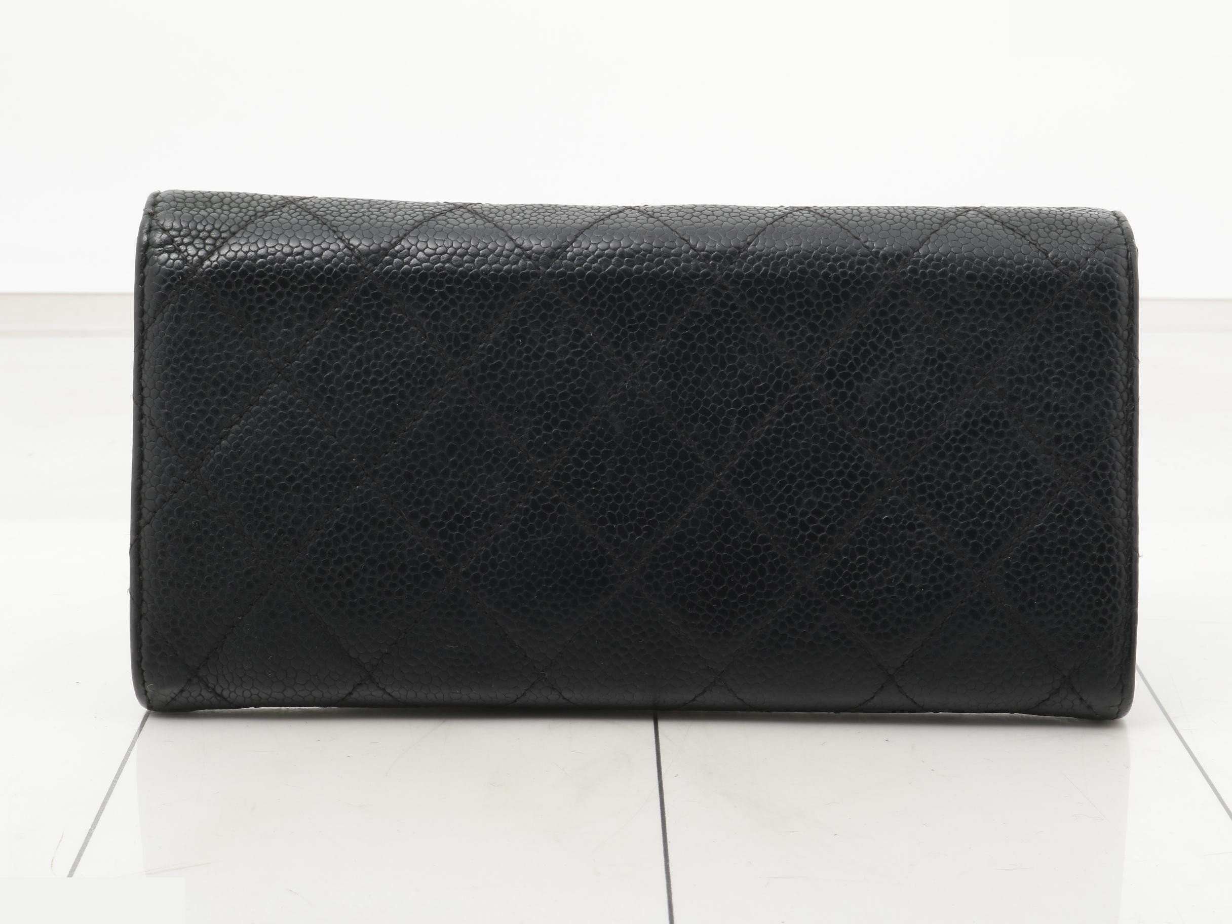Matelassé Coco Mark Long Wallet — view 2