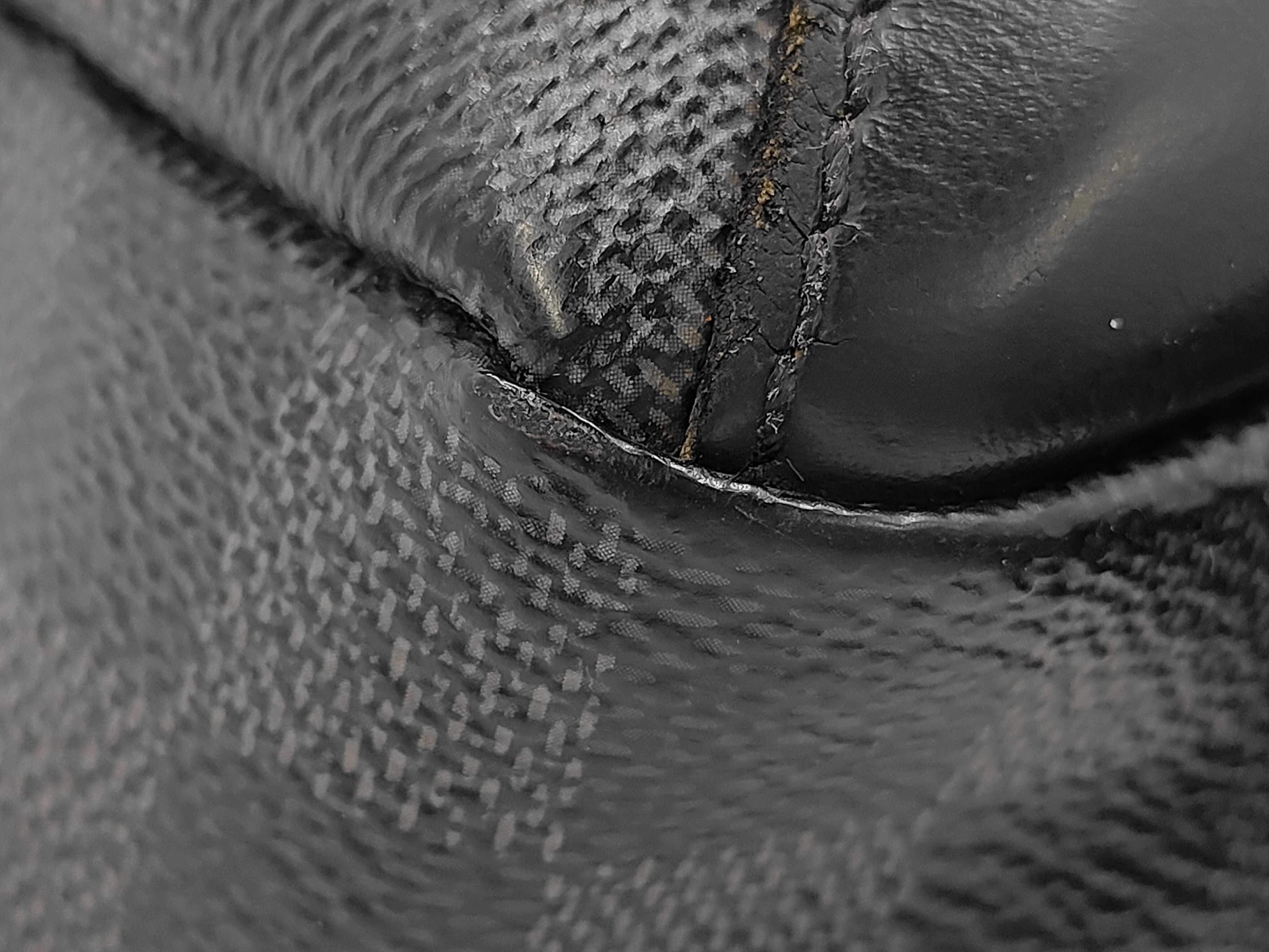 Damier Graphite Avenue Sling Bag Shoulder Bag — view 5