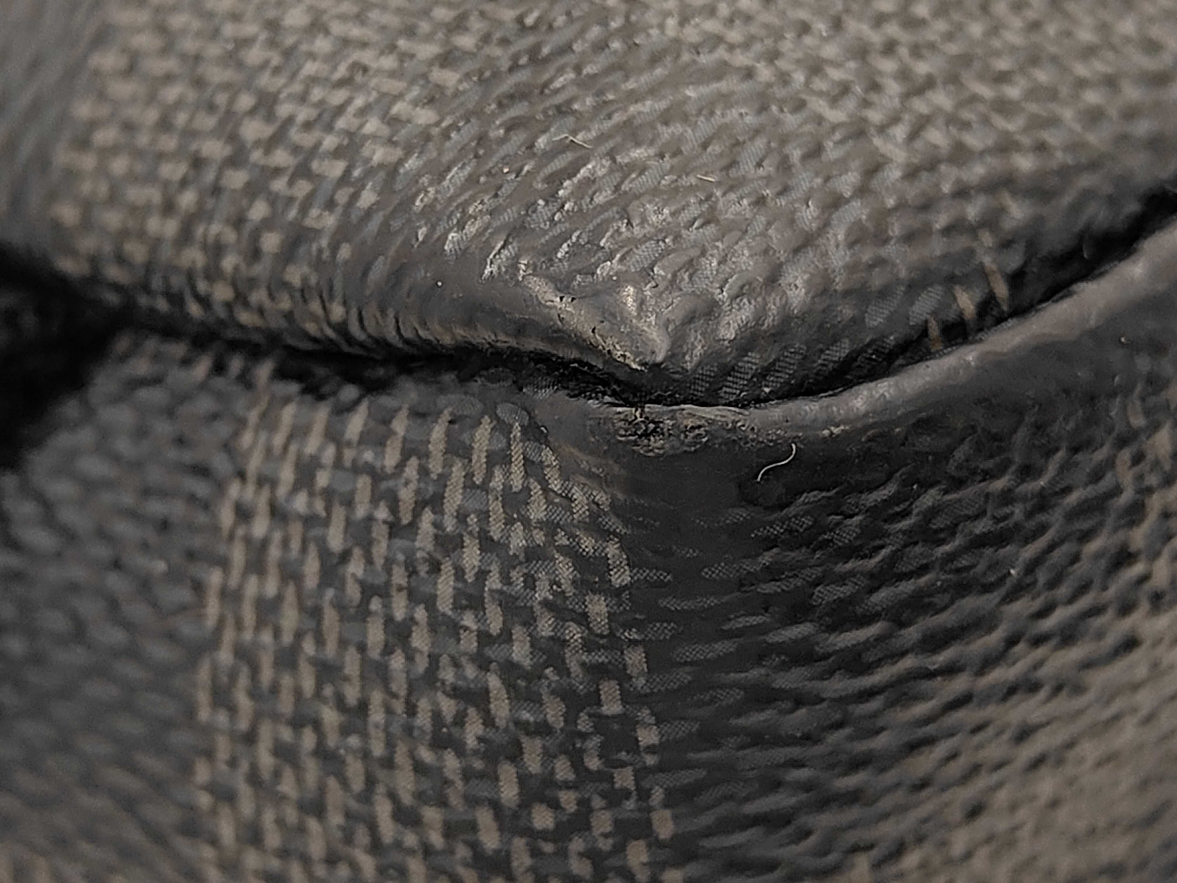 Damier Graphite Avenue Sling Bag Shoulder Bag — view 7
