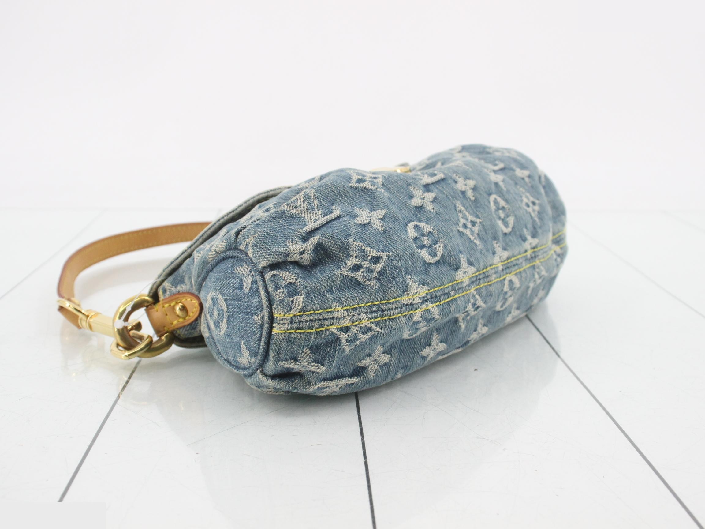 M95050 Monogram Denim Mini Pleaty Blue Shoulder Bag — view 5