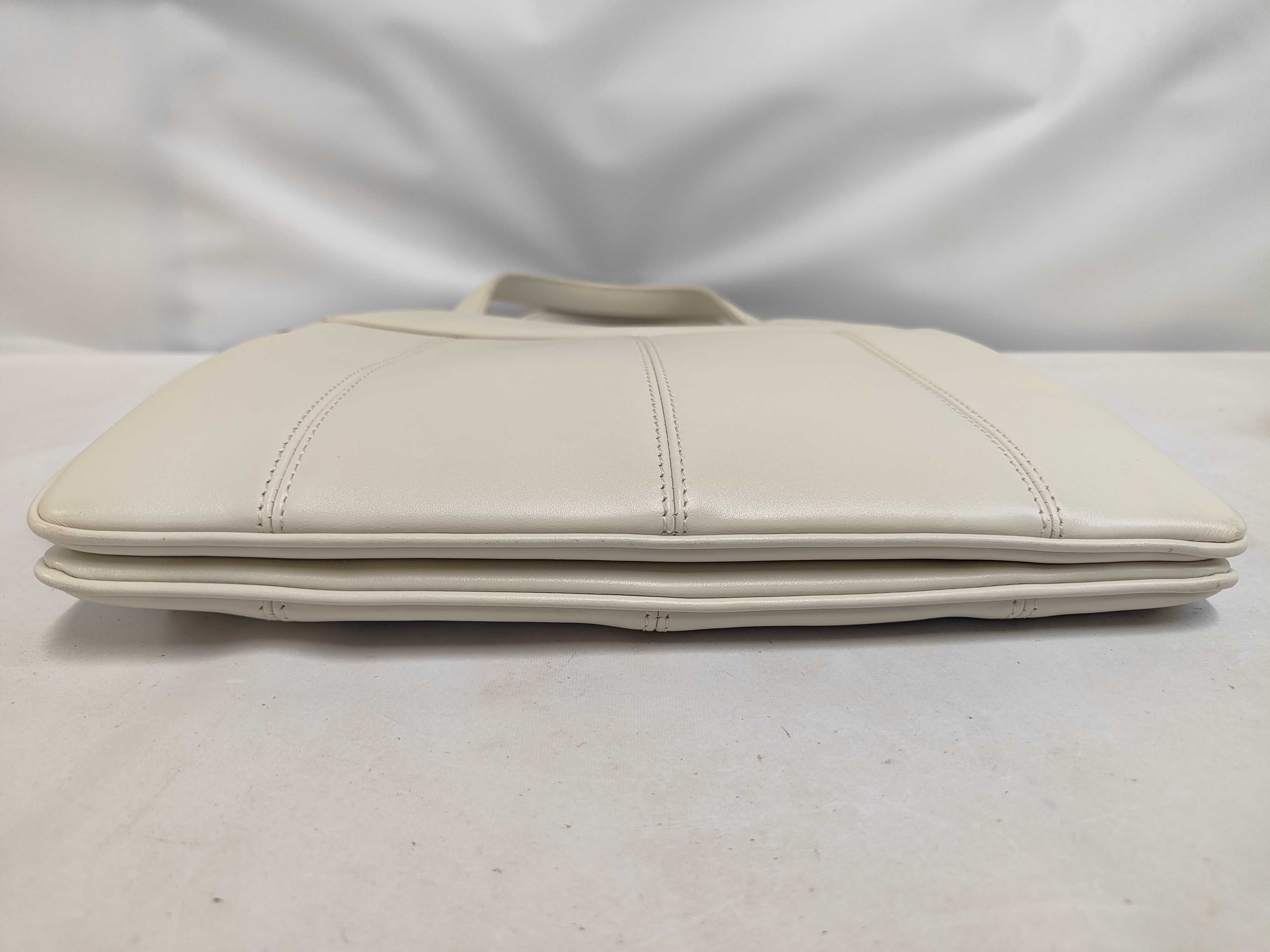745918 Leather White Silver GG Marmont Leather 2-Way Handbag — view 4