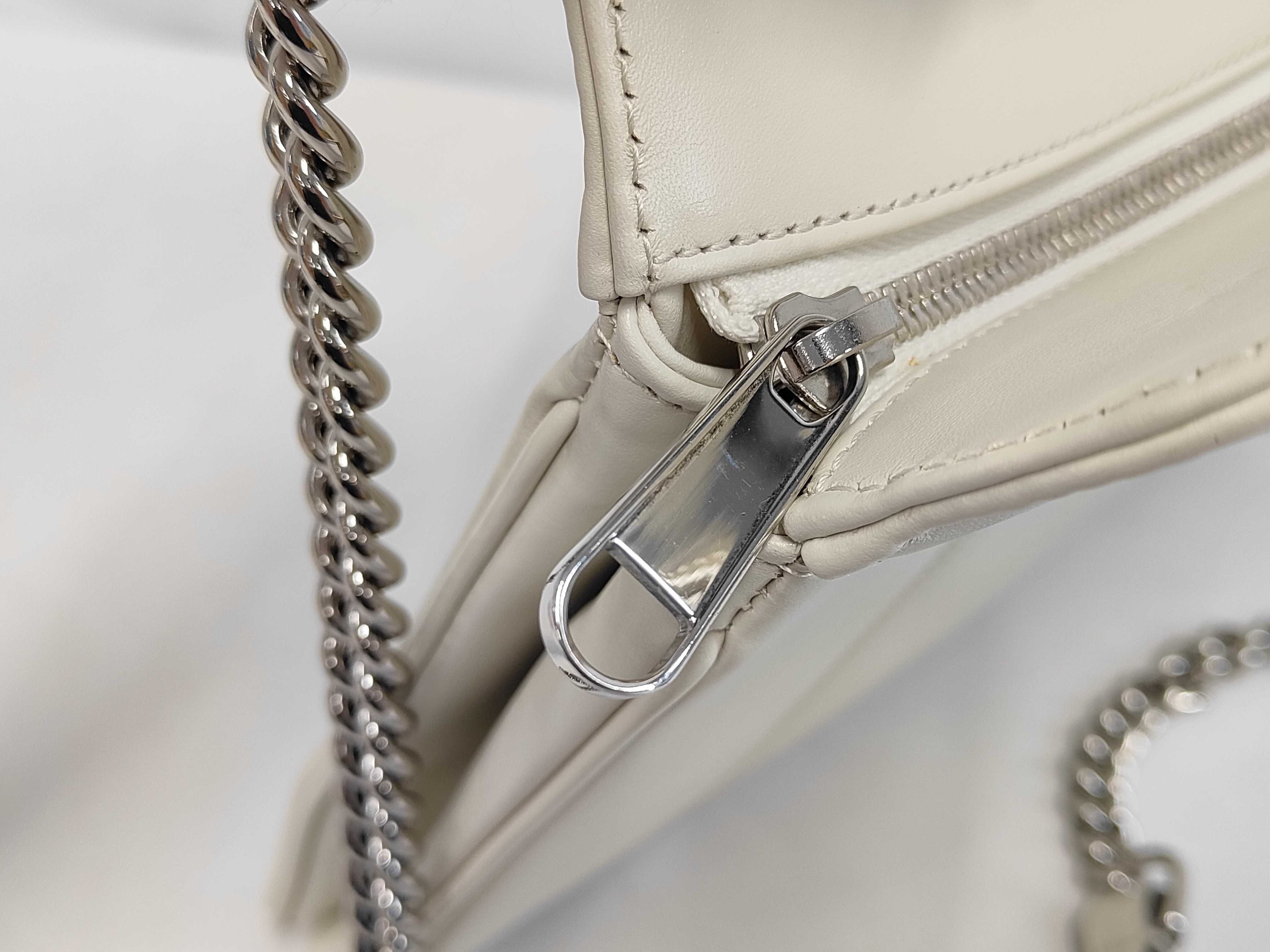 745918 Leather White Silver GG Marmont Leather 2-Way Handbag — view 7