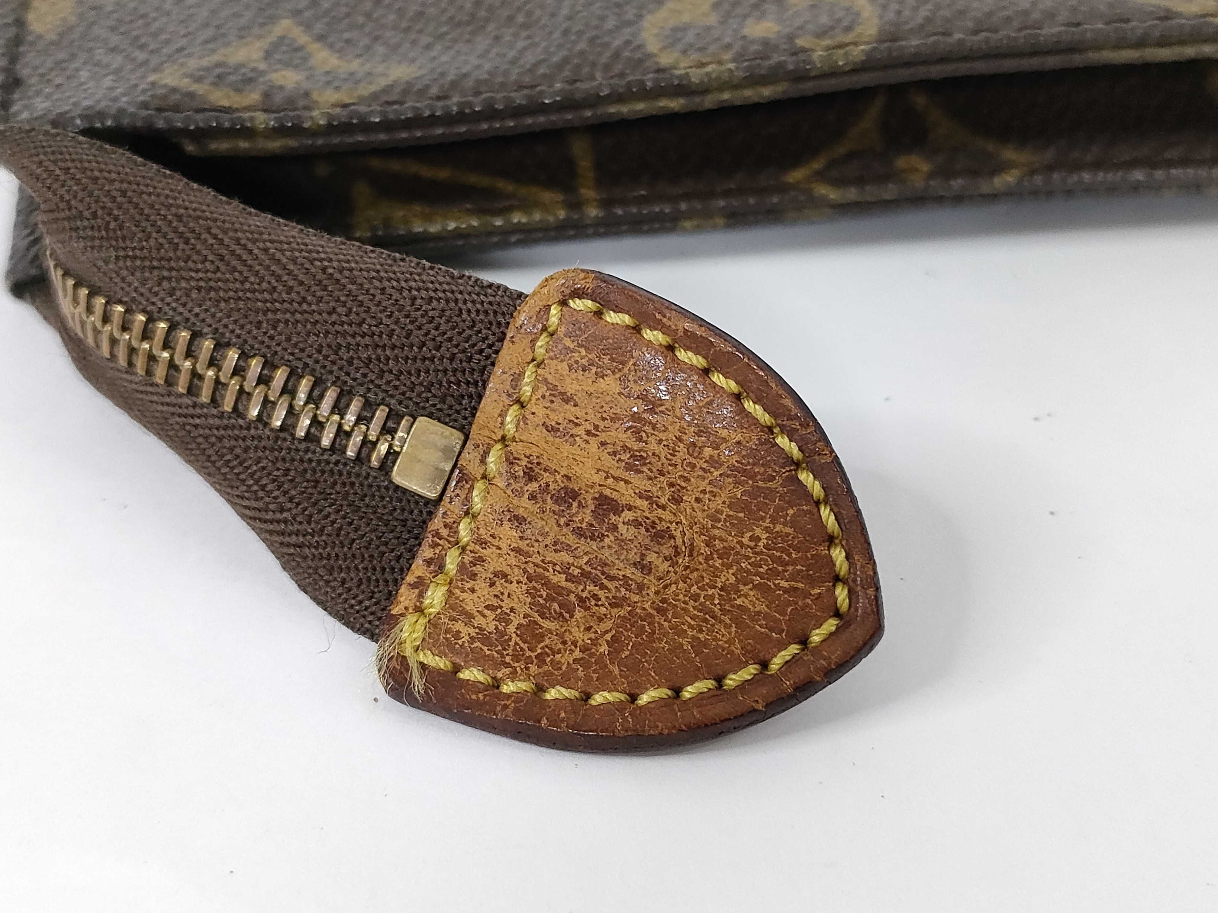 Monogram Pouch Toilette 26 M47542 — view 10