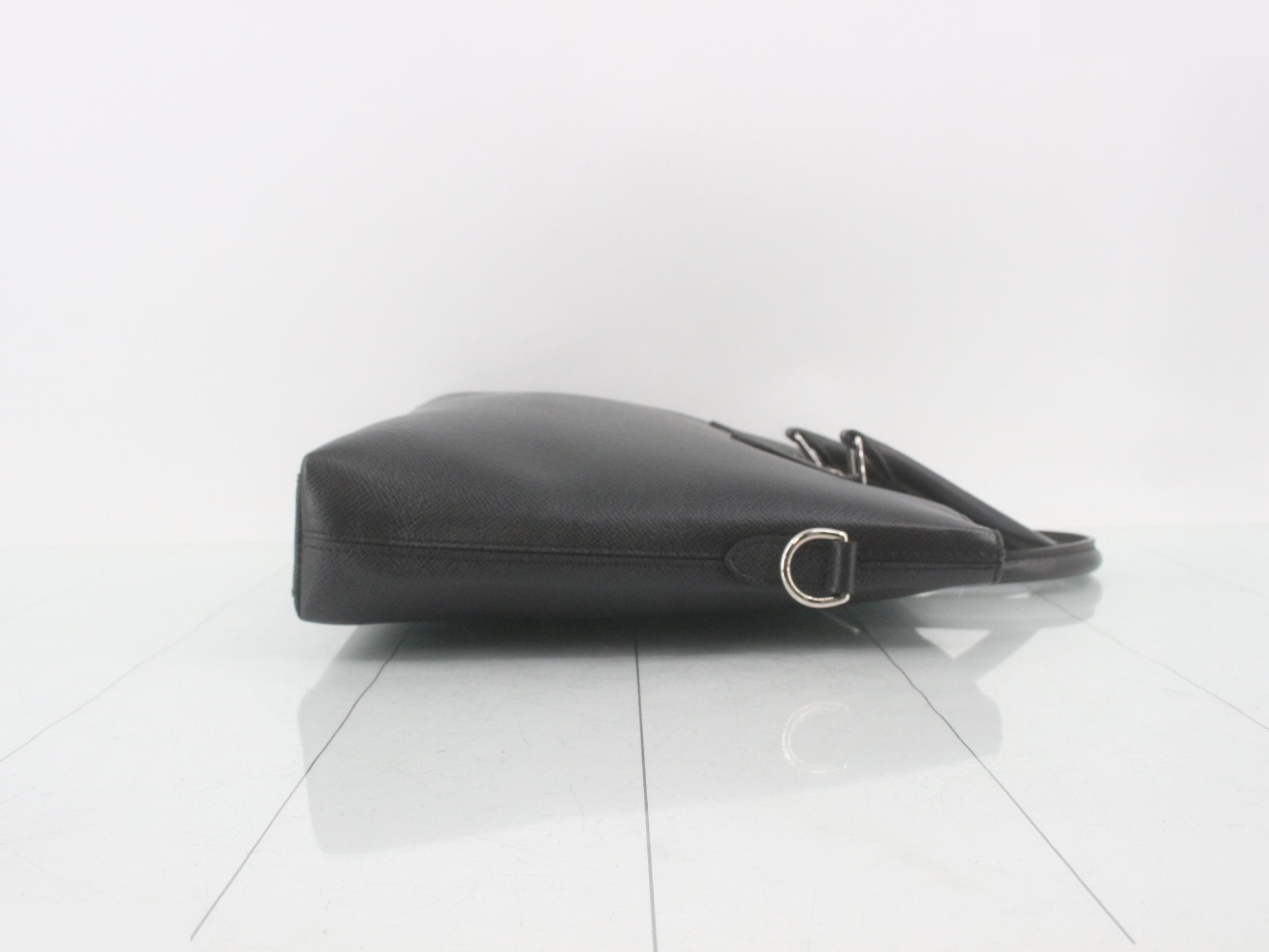 LV Taiga Business Bag with Strap - Anton — view 3