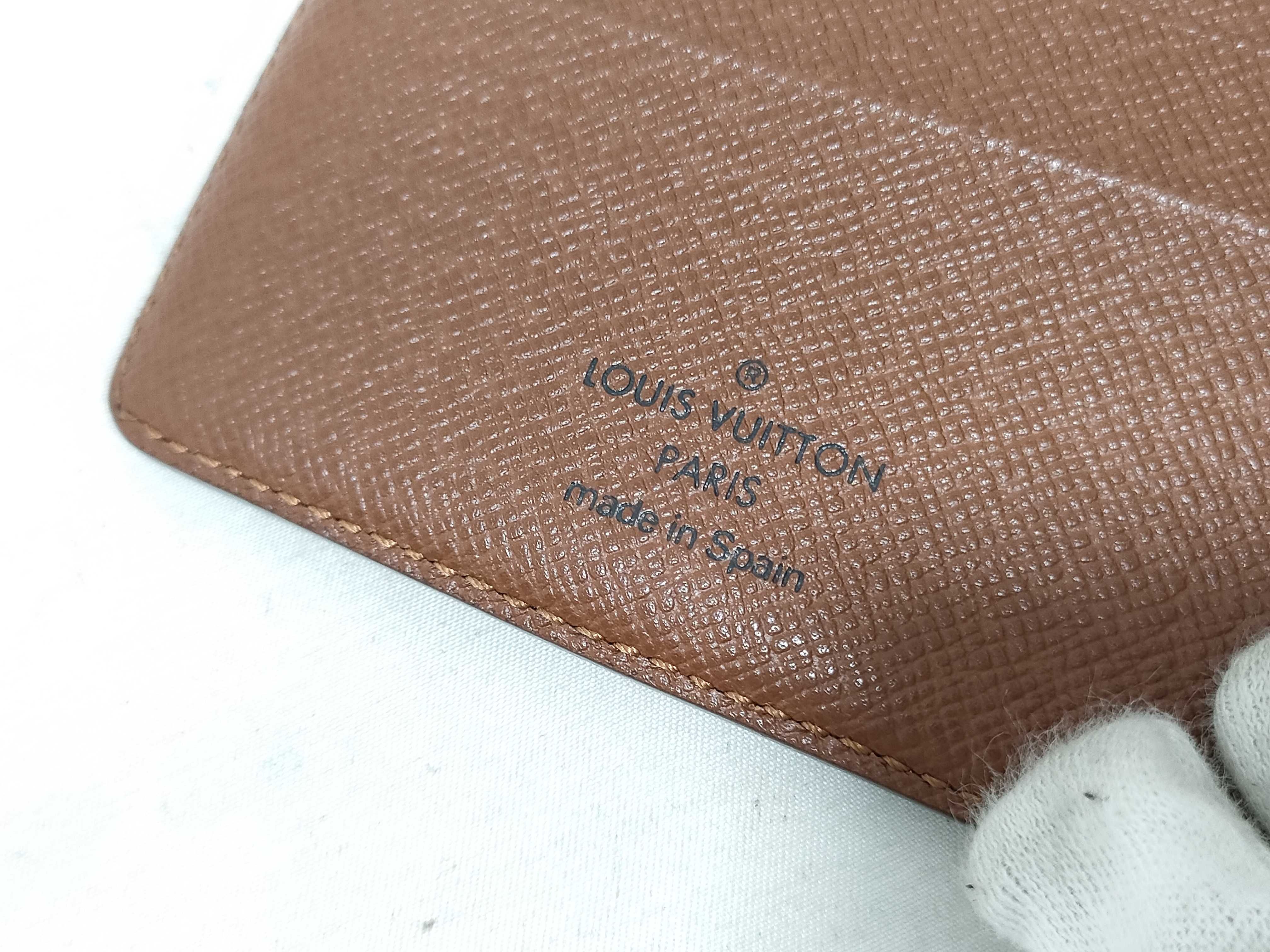 Monogram M61675 Portefeuille Marco Wallet with Large Curved Edge — view 11