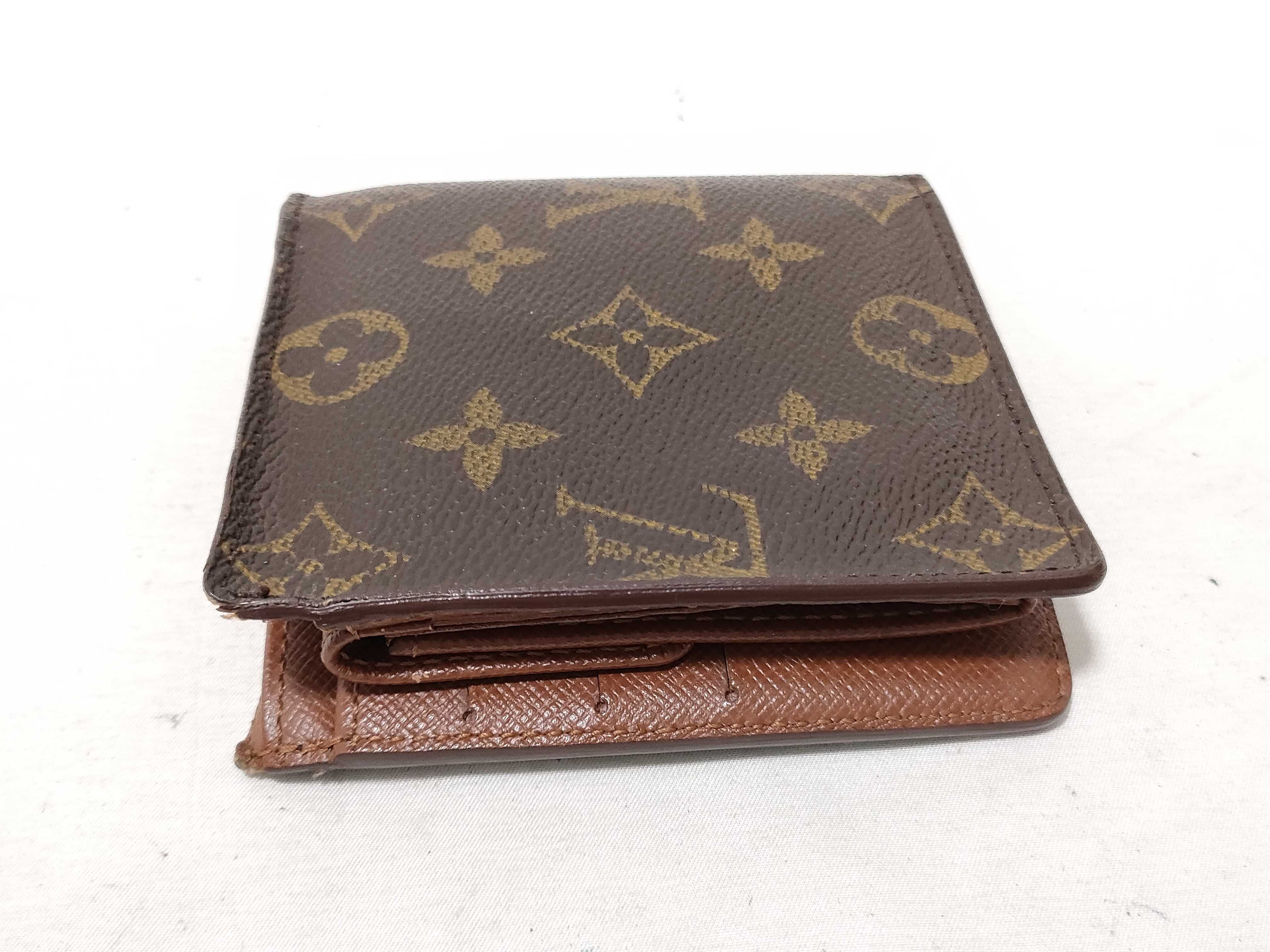Monogram M61675 Portefeuille Marco Wallet with Large Curved Edge — view 3