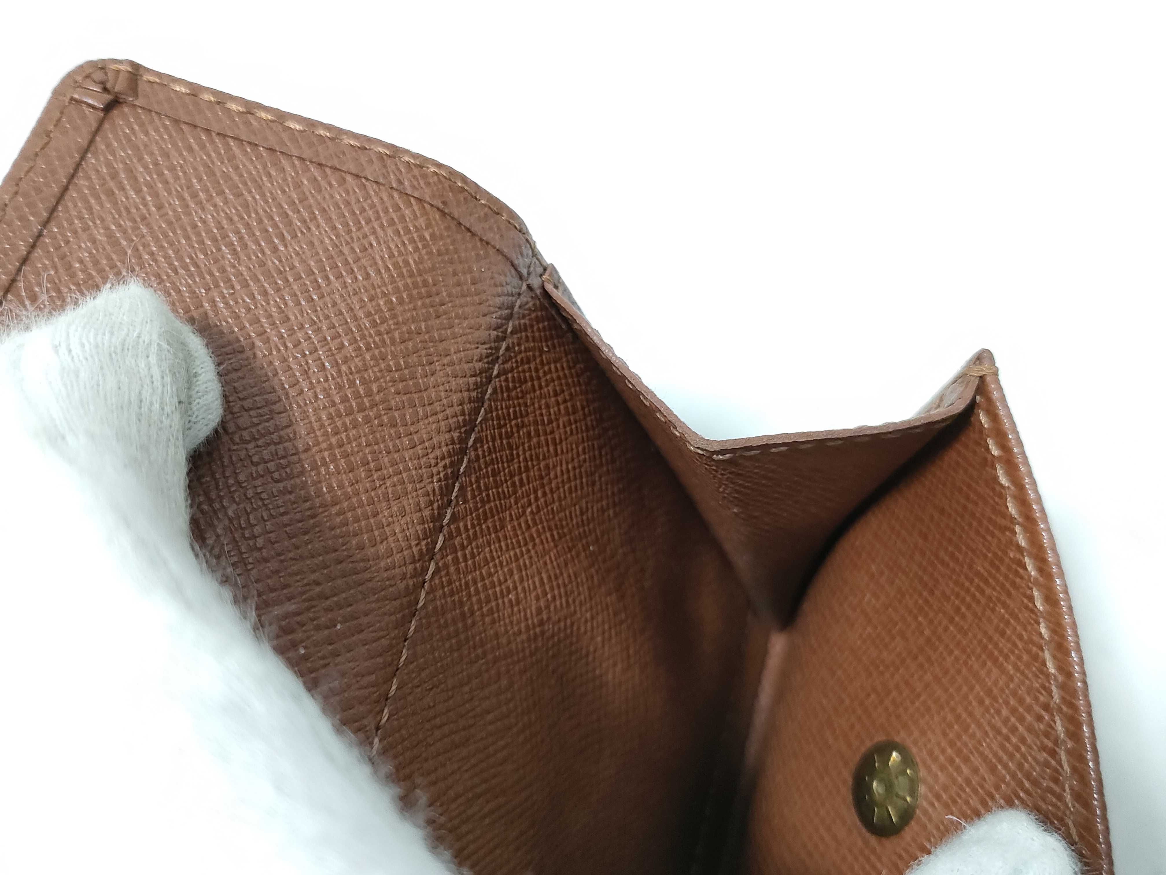 Monogram M61675 Portefeuille Marco Wallet with Large Curved Edge — view 7