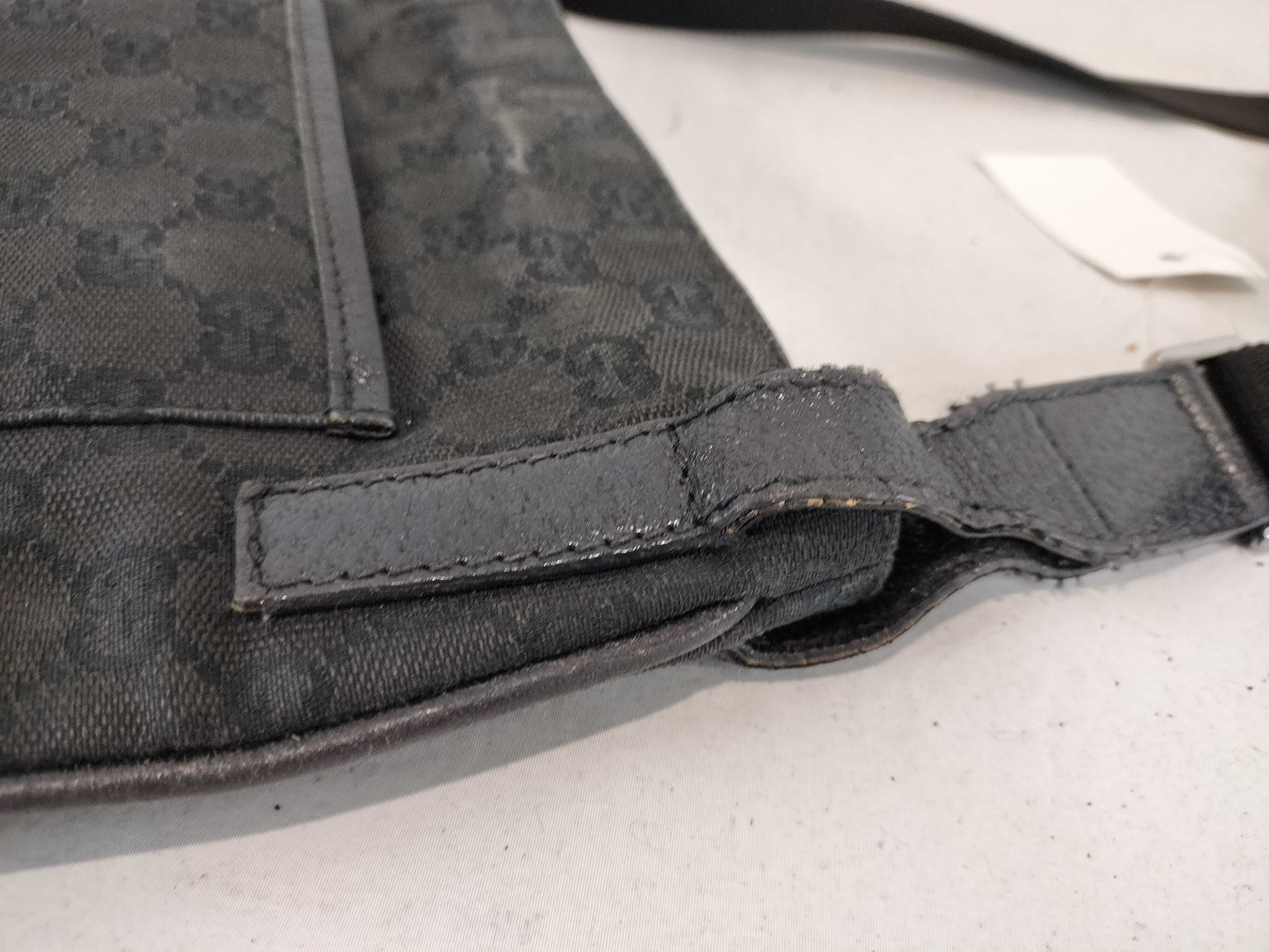 GG Canvas 122791 Shoulder Bag — view 6