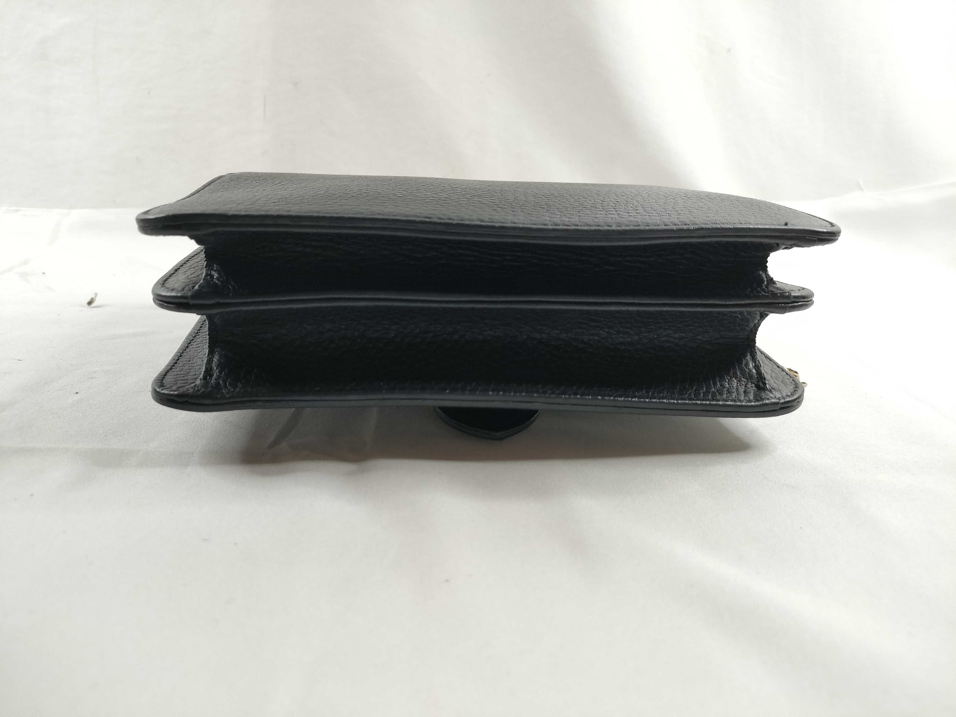 Interlocking Chain Shoulder Bag — view 4