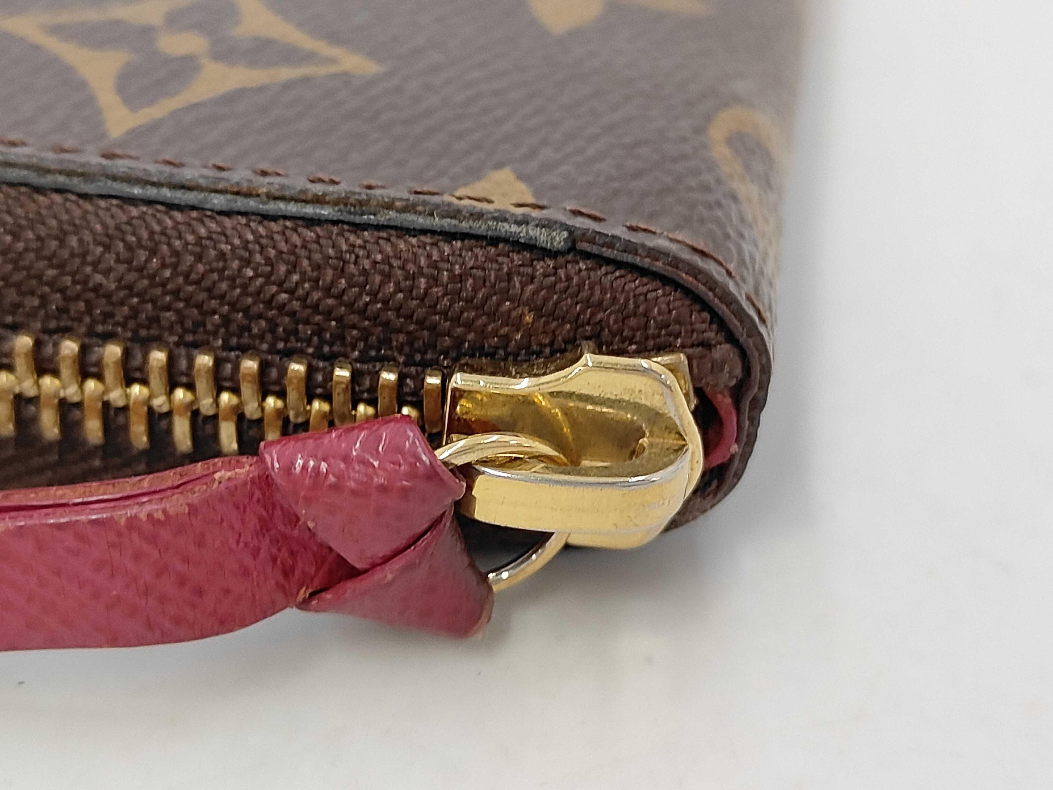 Monogram LV M60742 Monogram Portefeuille Clemence Fuchsia Long Wallet — view 5