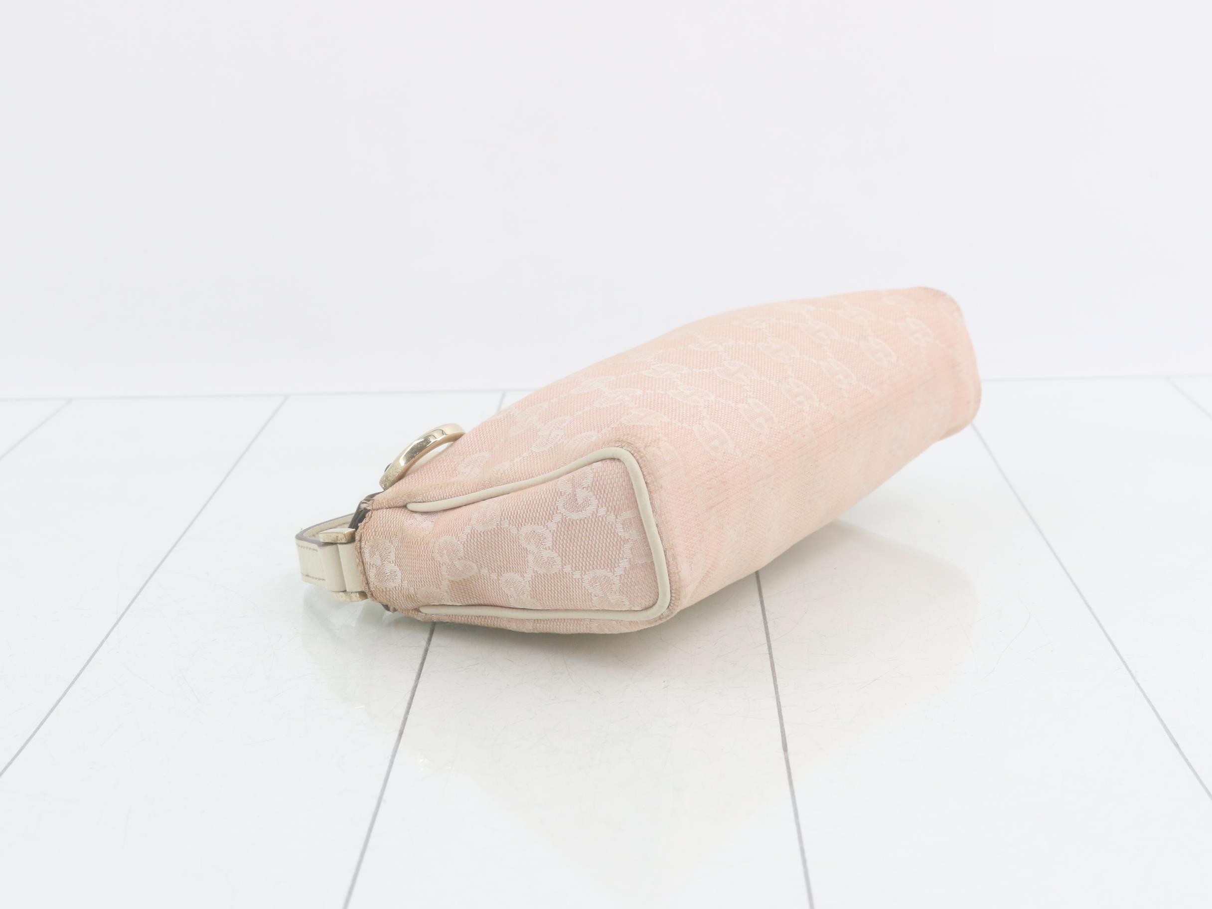 GG Canvas Abbey Handbag — view 5