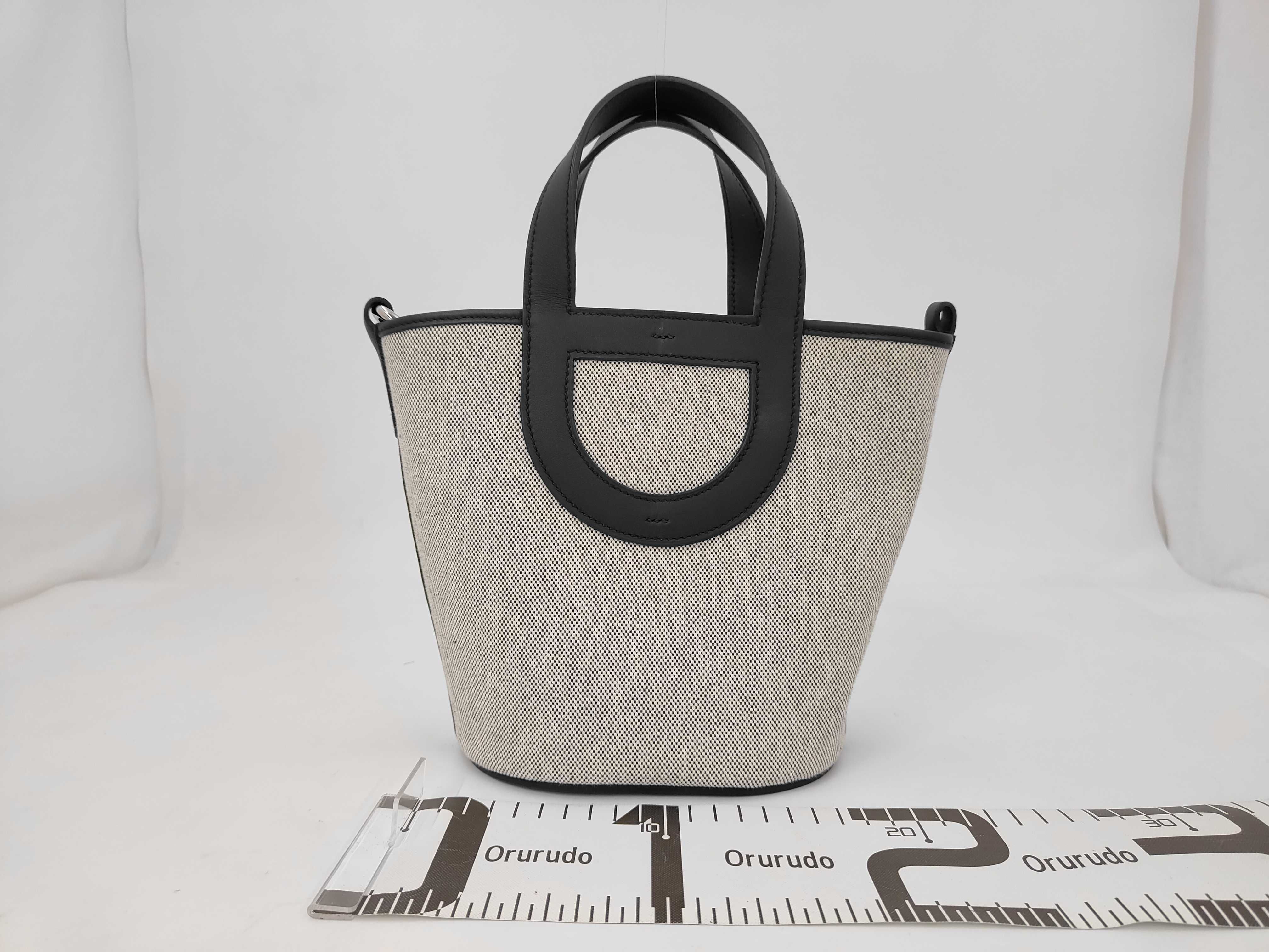 In the Loop 18 Toile Black x Gray W Stamp Handbag — view 2