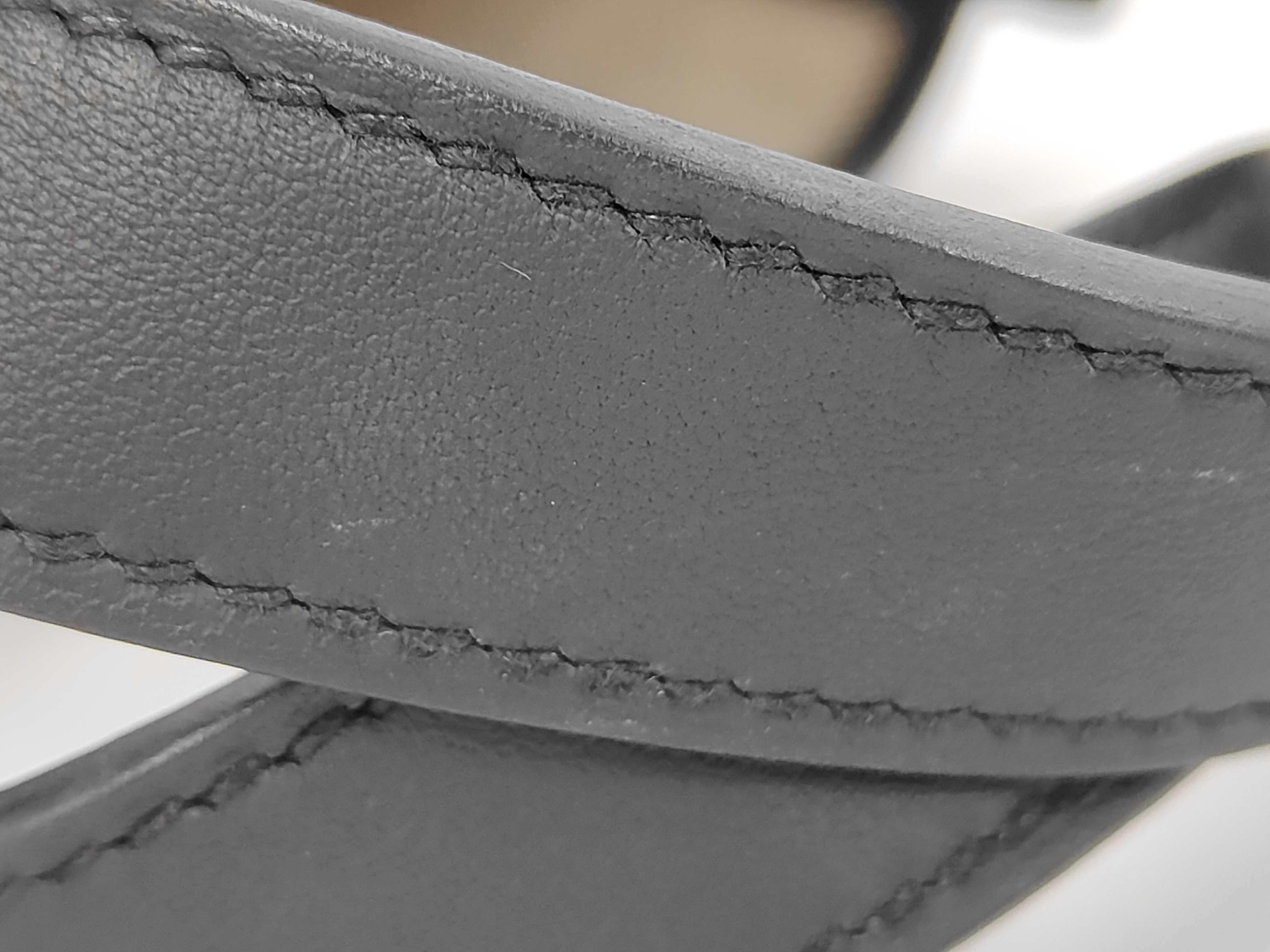 In the Loop 18 Toile Black x Gray W Stamp Handbag — view 4