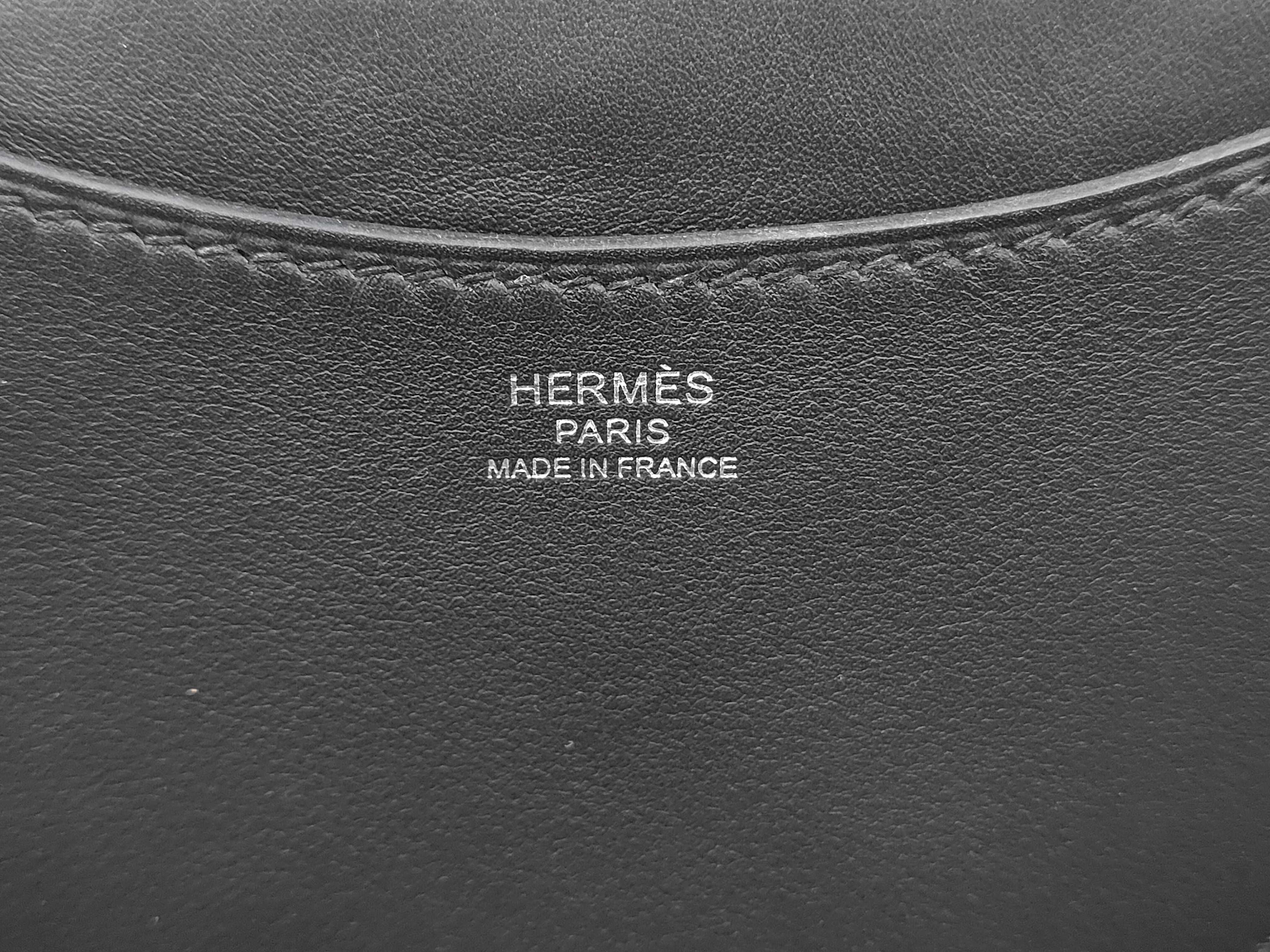 In the Loop 18 Toile Black x Gray W Stamp Handbag — view 10