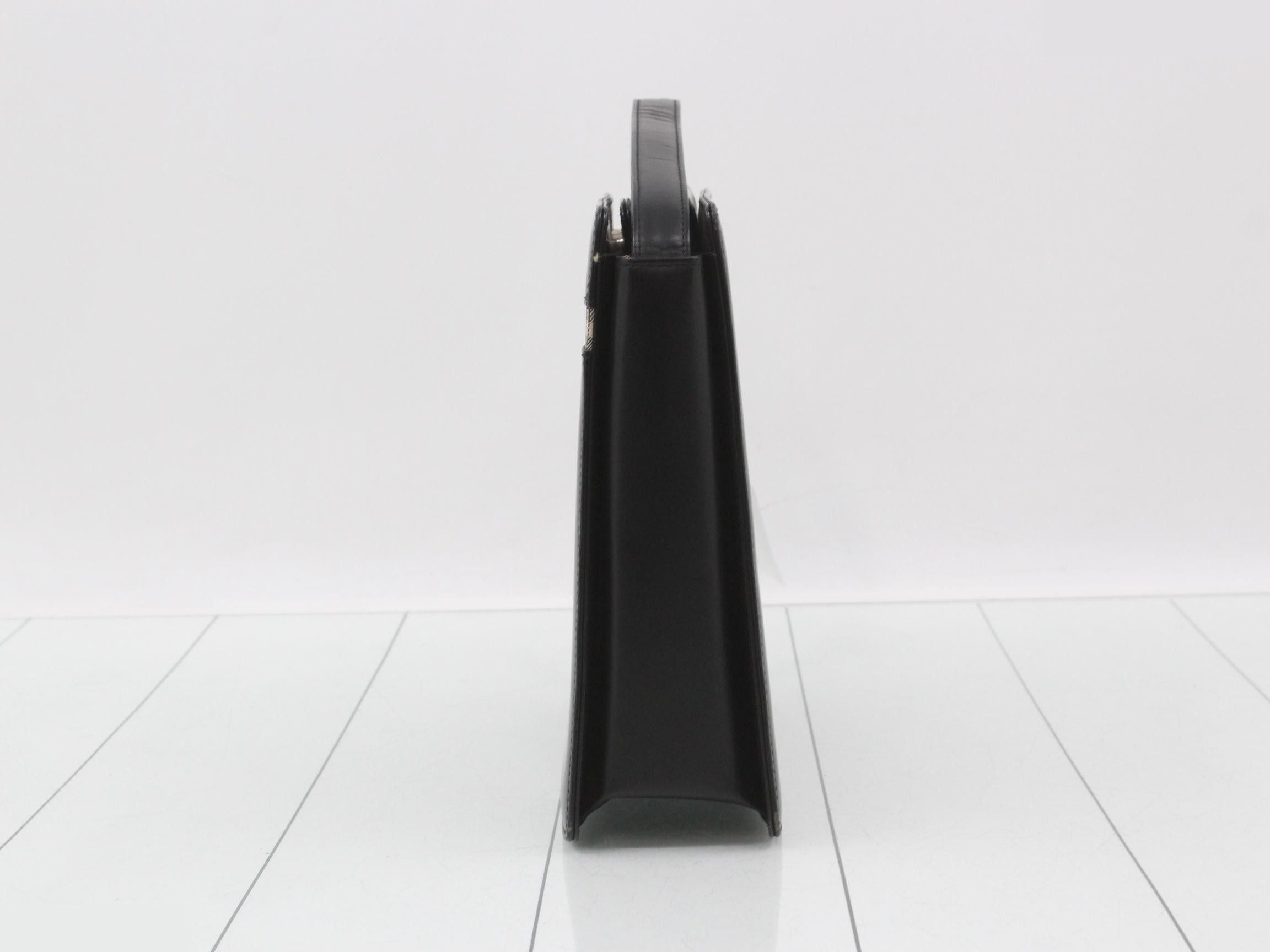 Nova Check Shoulder Bag — view 3