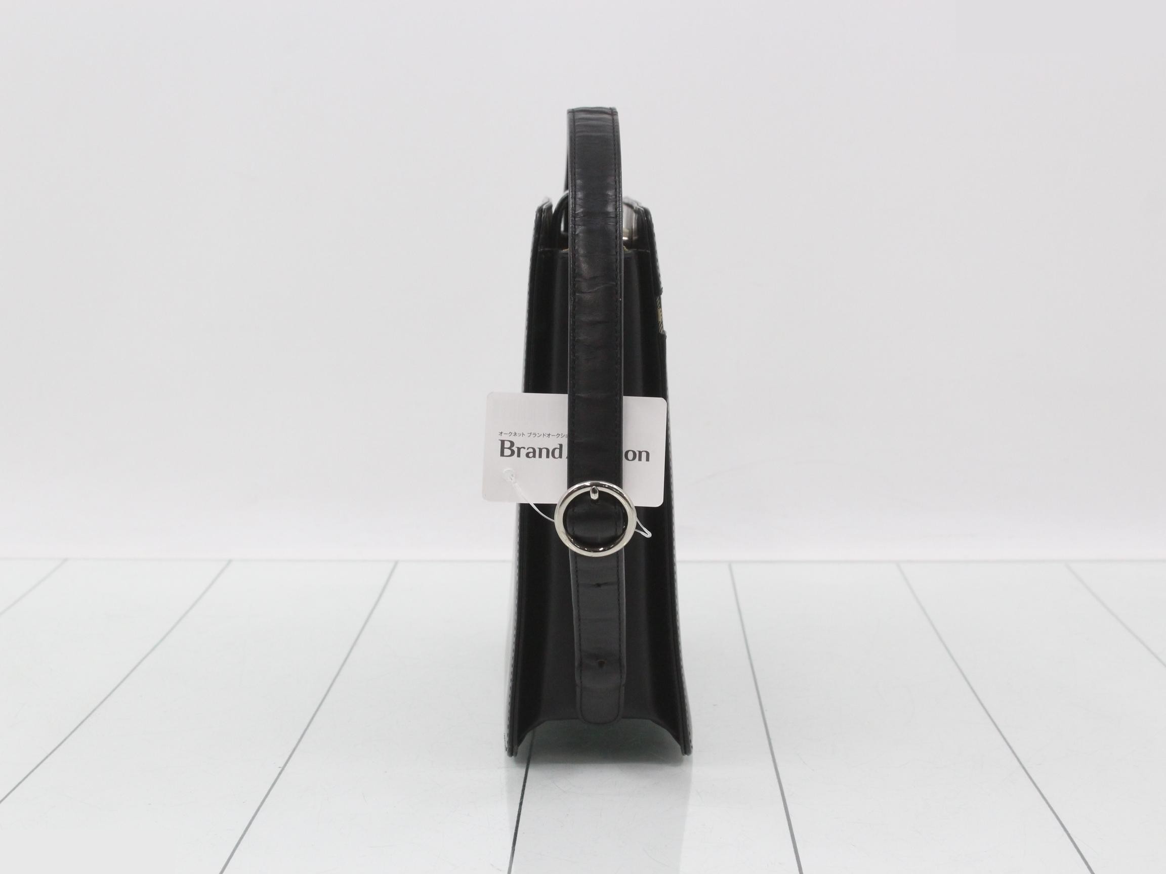Nova Check Shoulder Bag — view 4