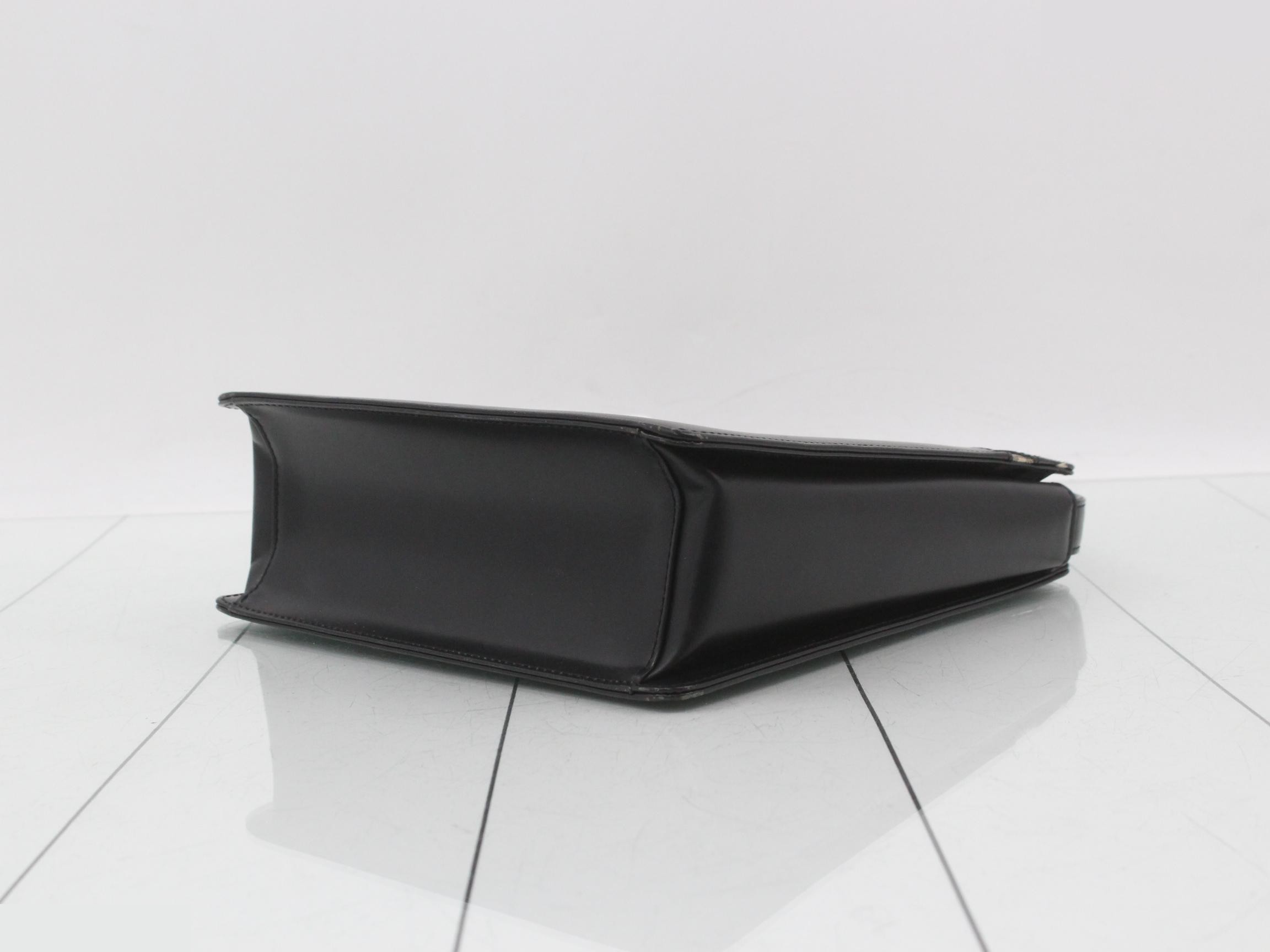Nova Check Shoulder Bag — view 6