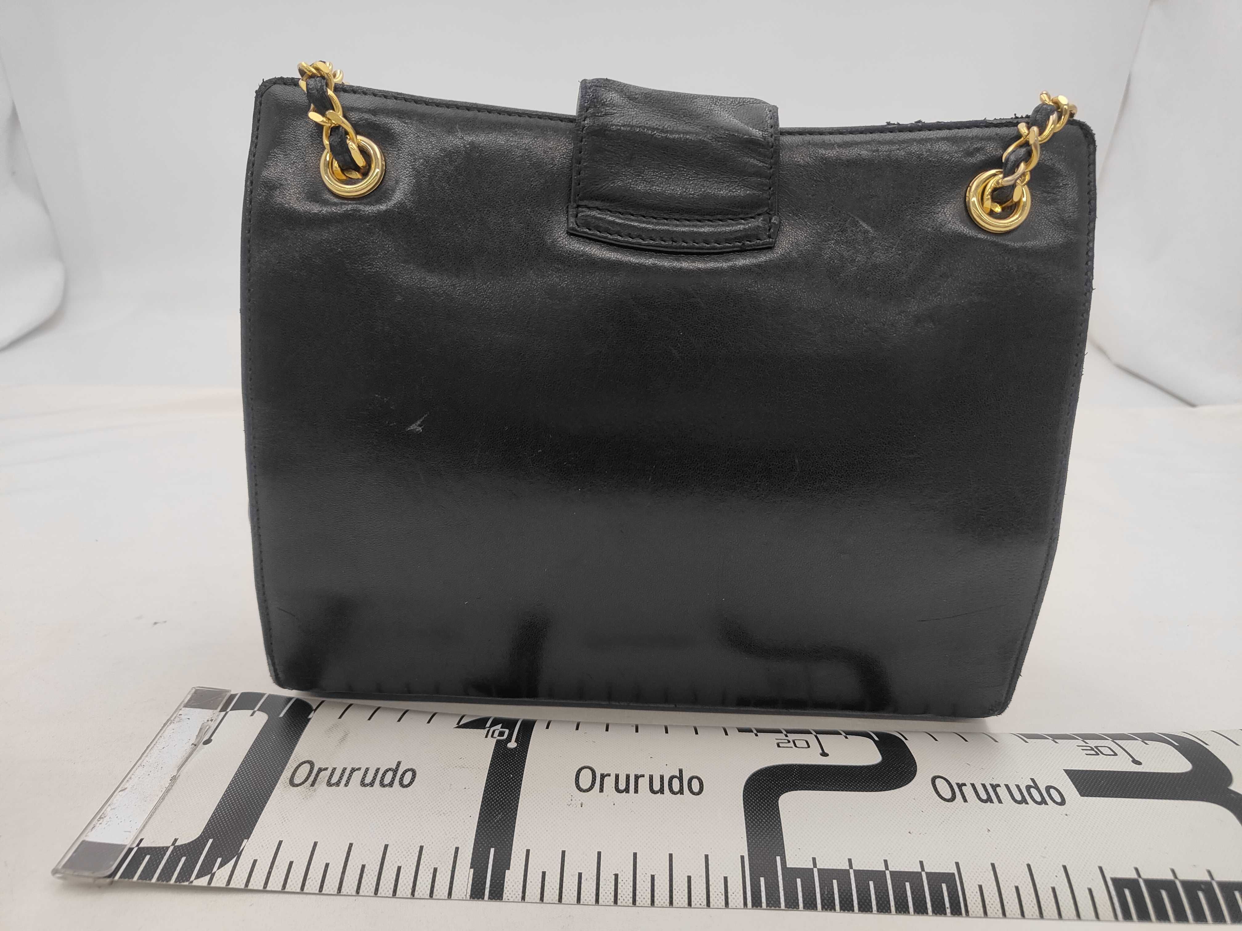 Coco Mark Chain Shoulder Bag — view 2