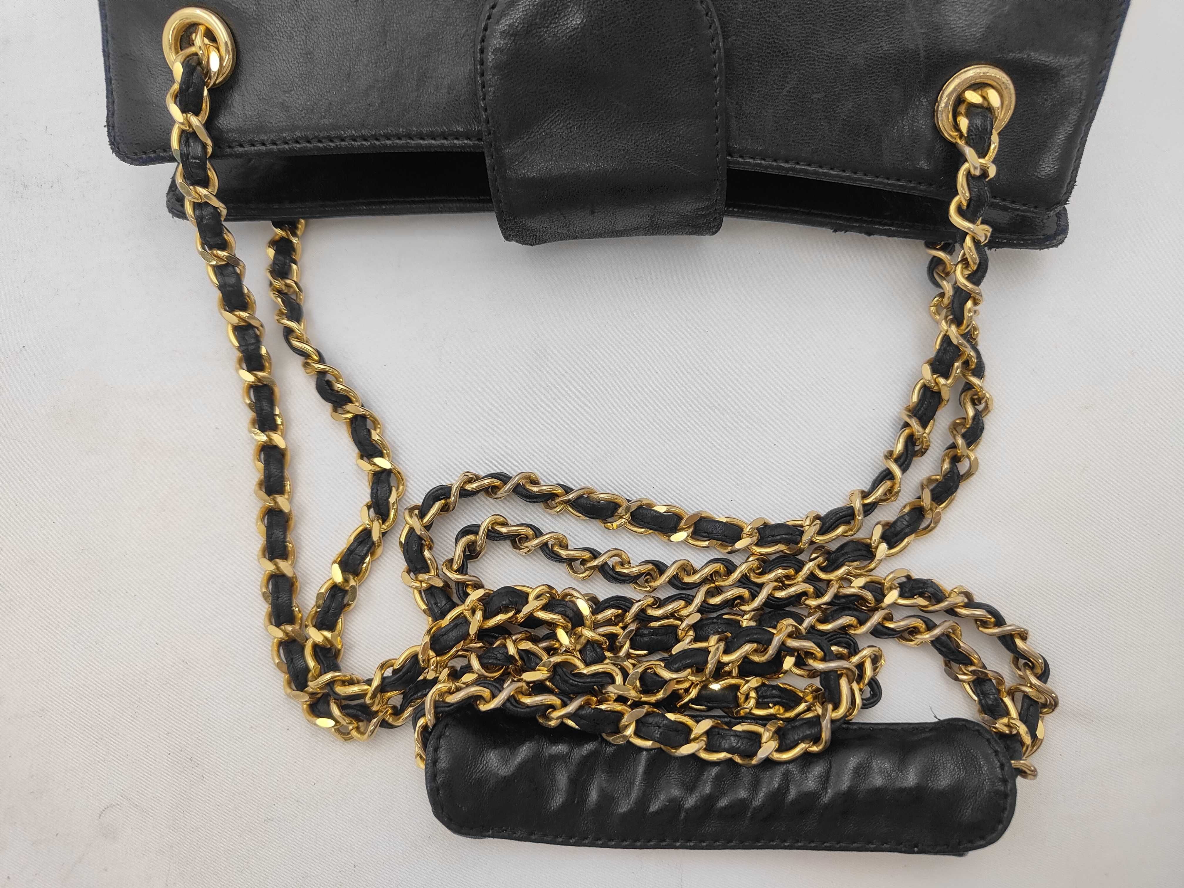 Coco Mark Chain Shoulder Bag — view 3