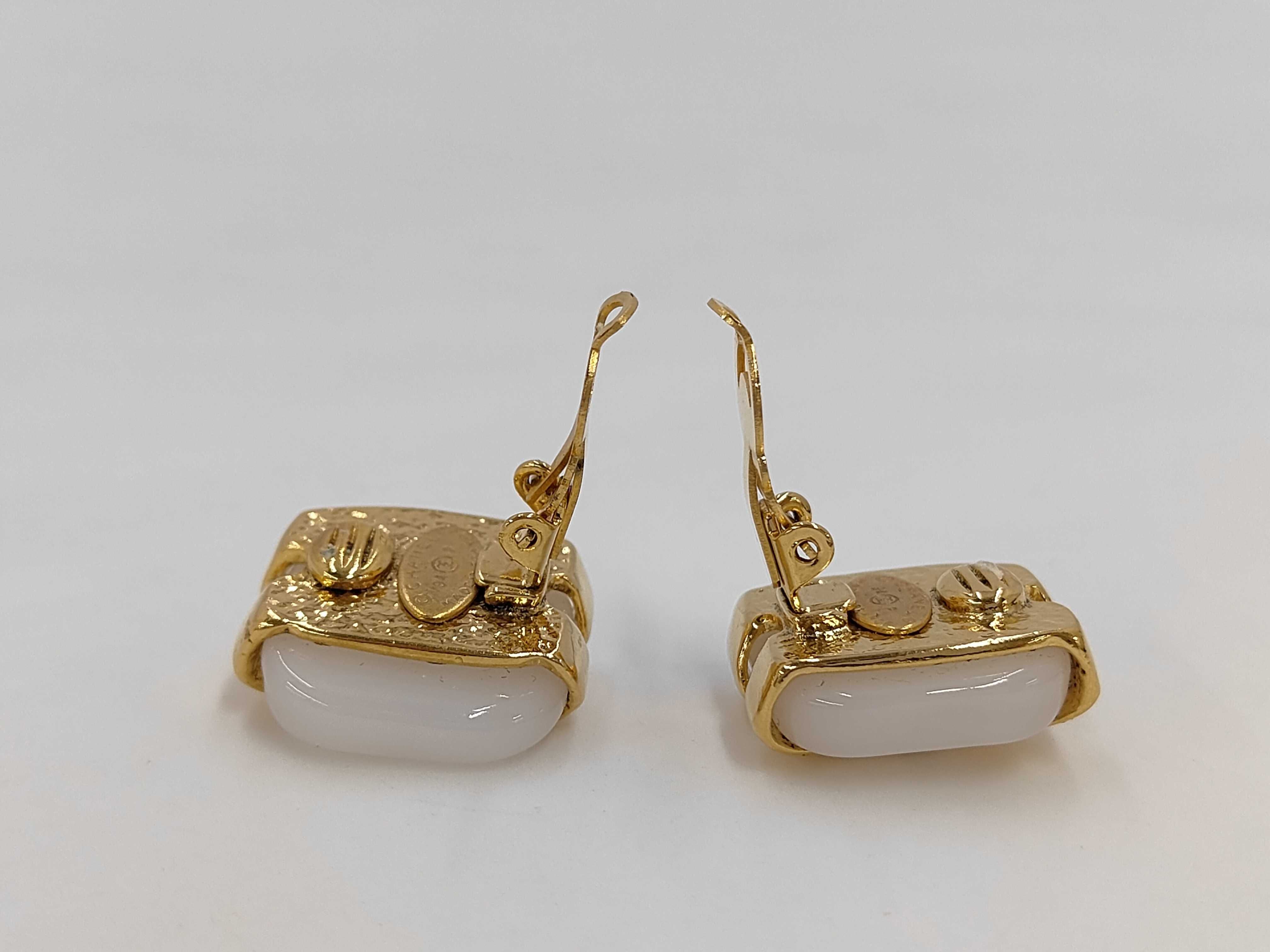 94P Coco Mark Color Stone Earrings — view 4