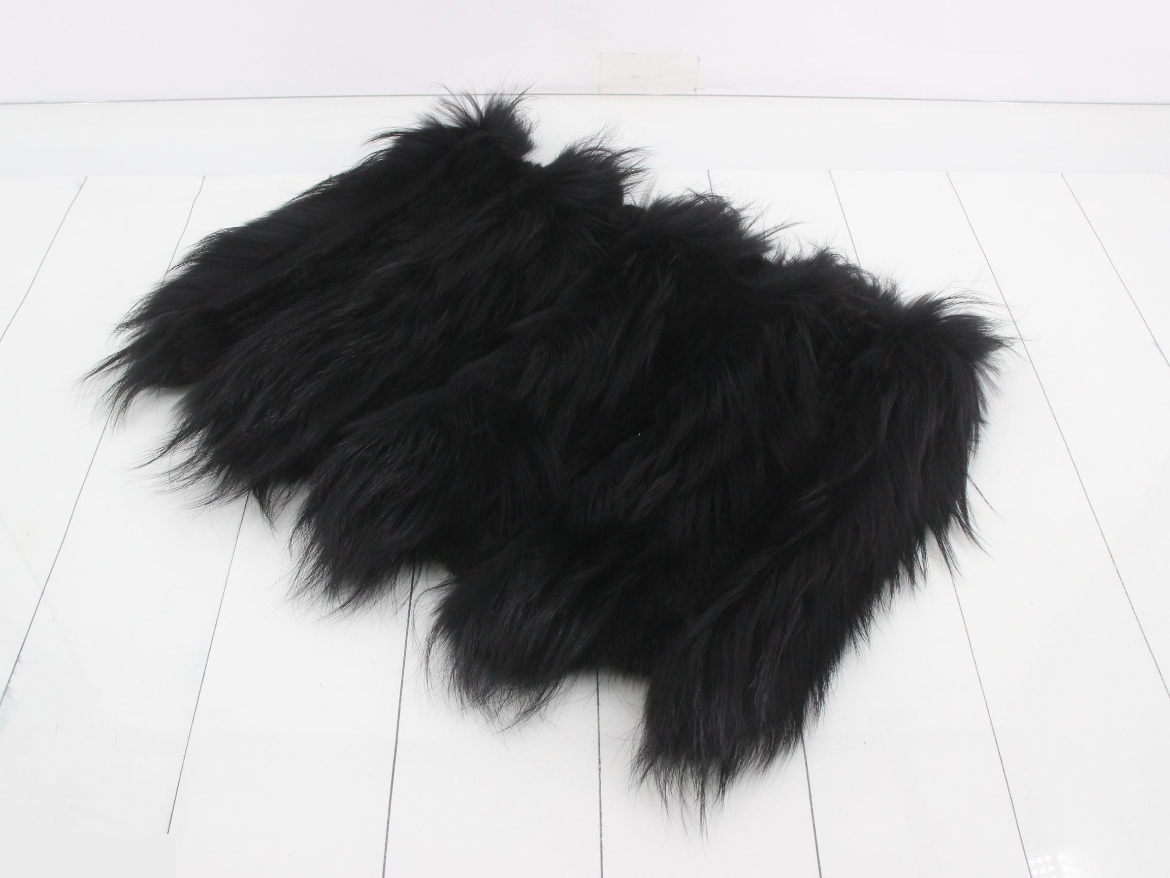 mink and fox shawl, cashmere — view 2