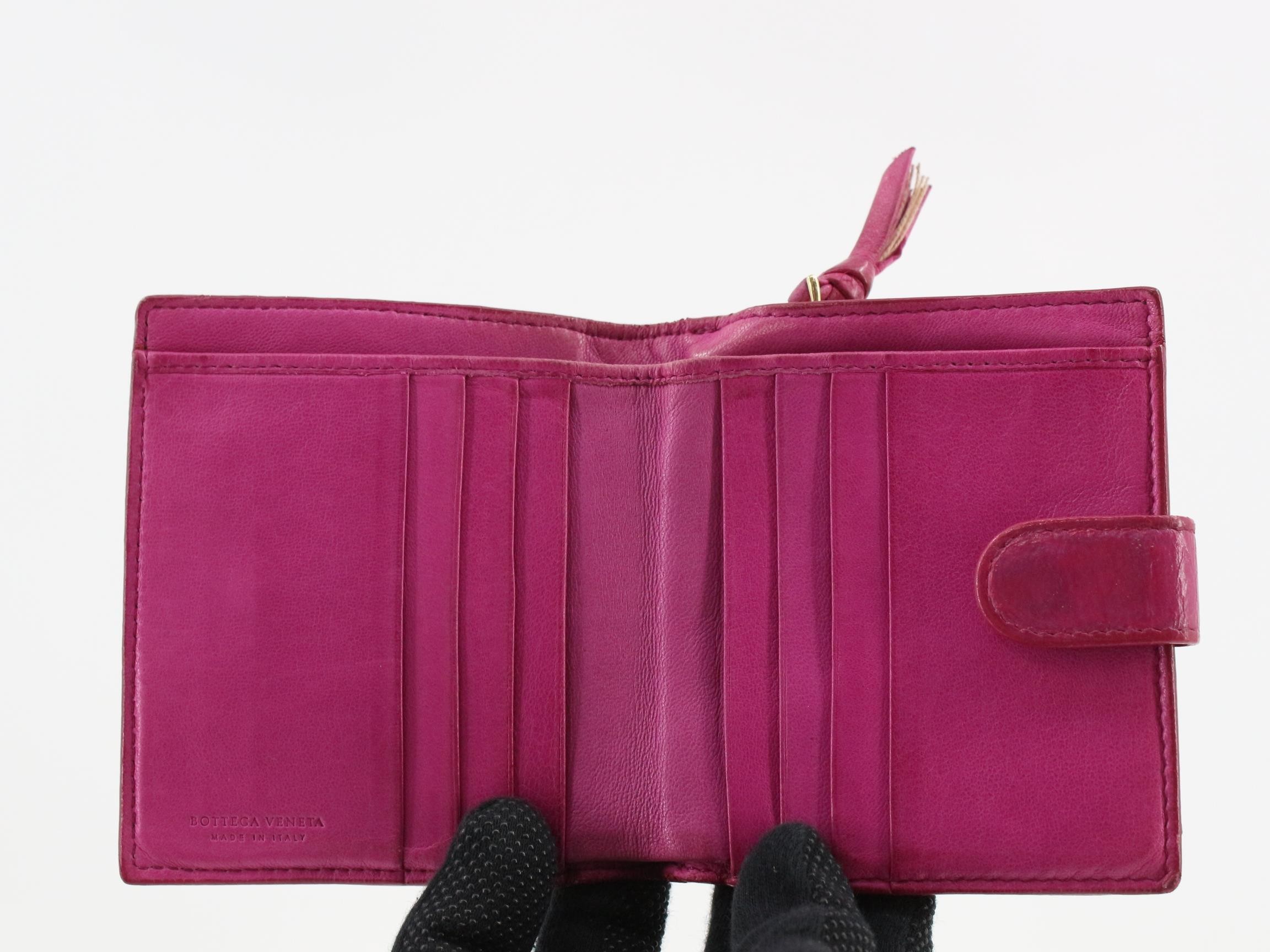 Intrecciato leather bi-fold wallet, pink — view 4