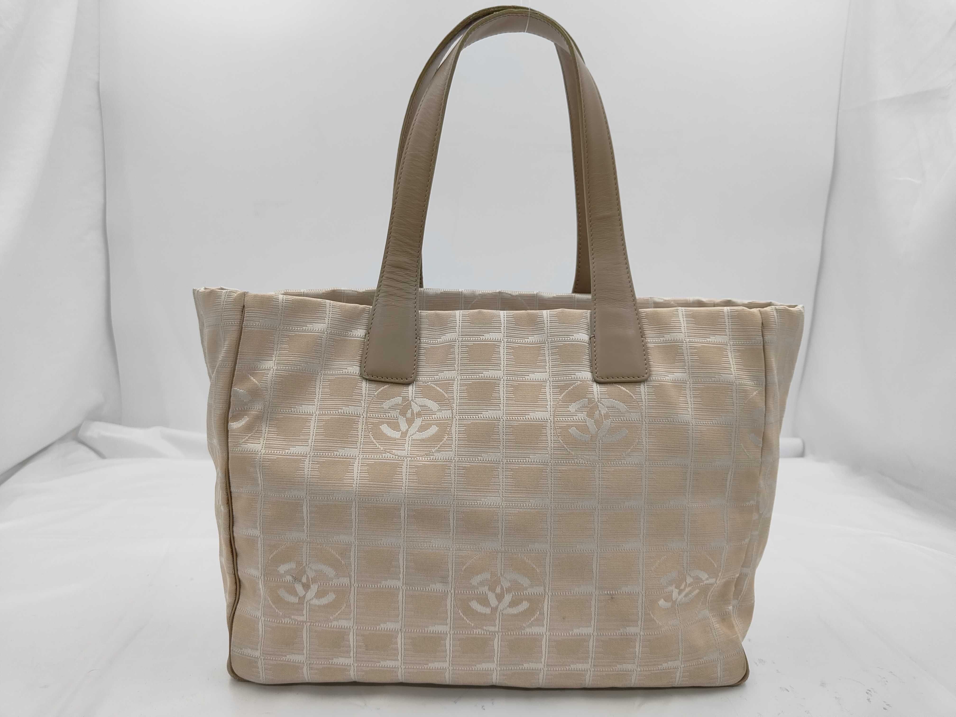 New Travel Tote MM Canvas Beige 8701510 Tote Bag