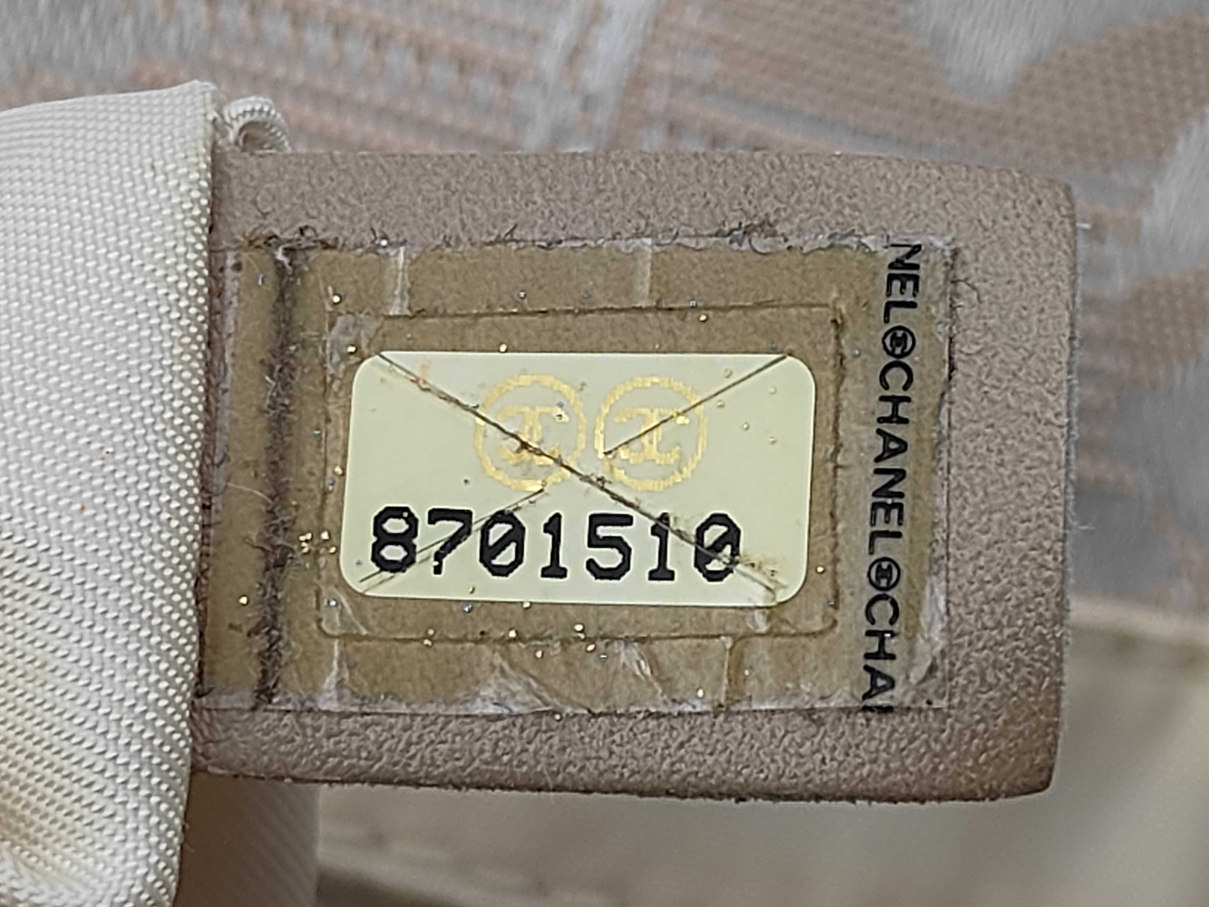New Travel Tote MM Canvas Beige 8701510 Tote Bag — view 11
