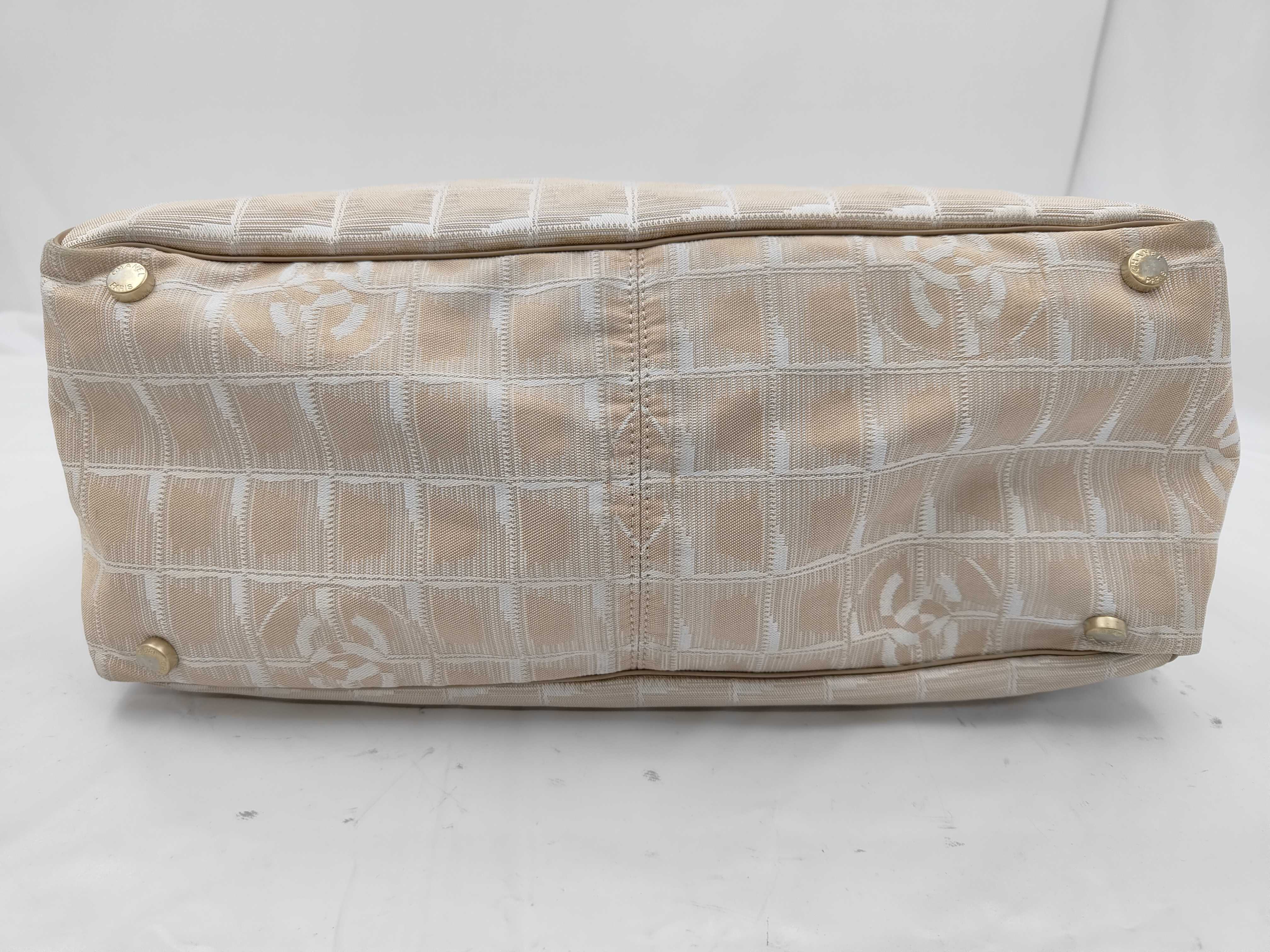 New Travel Tote MM Canvas Beige 8701510 Tote Bag — view 7