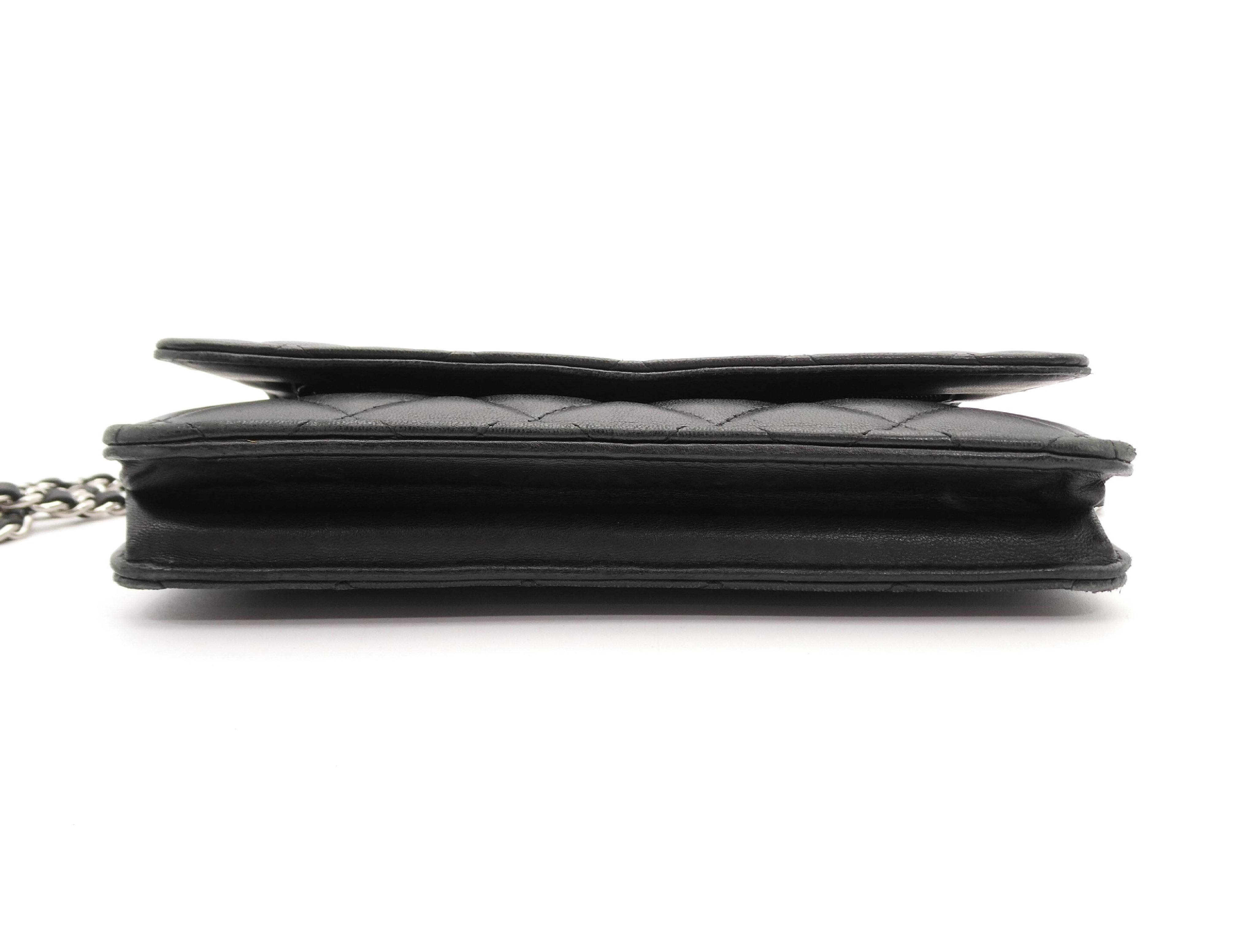 Matelassé Coco Mark Chain Wallet Shoulder Bag — view 5