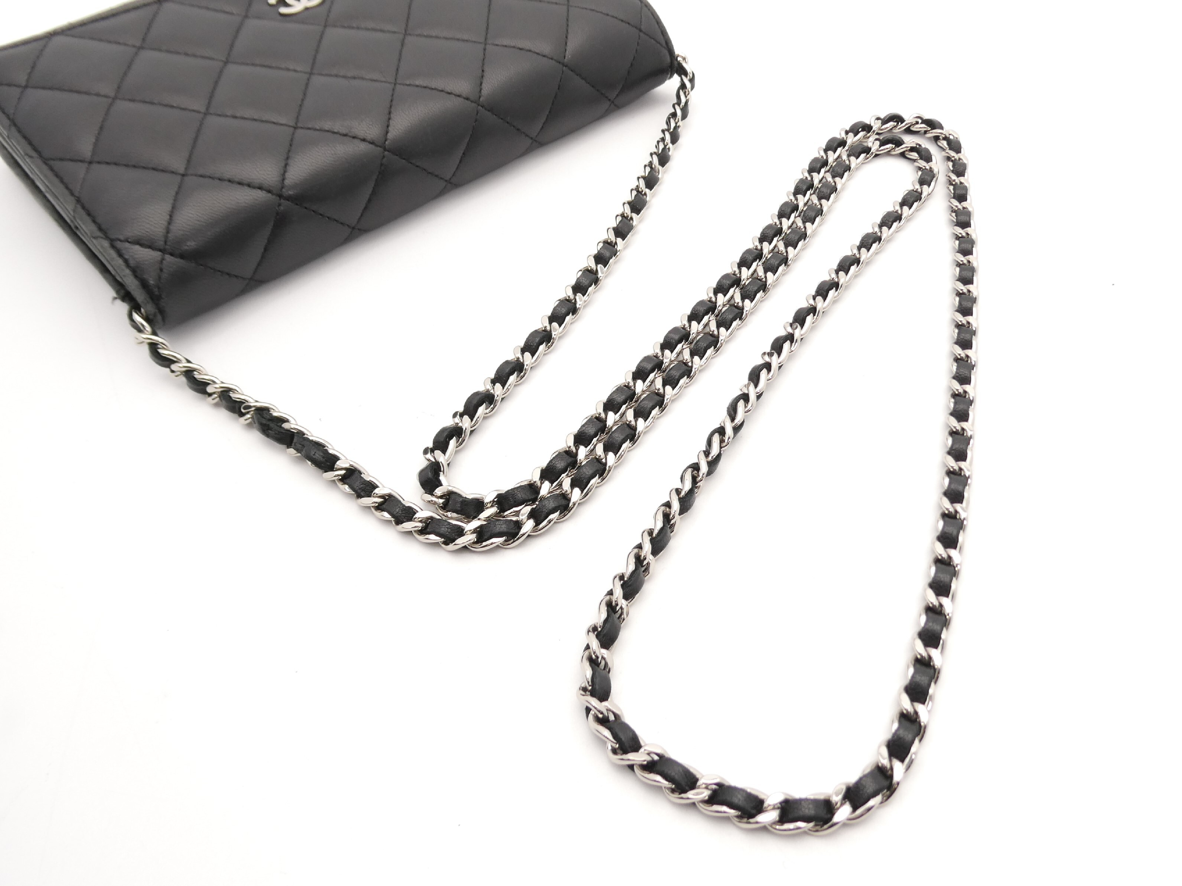 Matelassé Coco Mark Chain Wallet Shoulder Bag — view 6