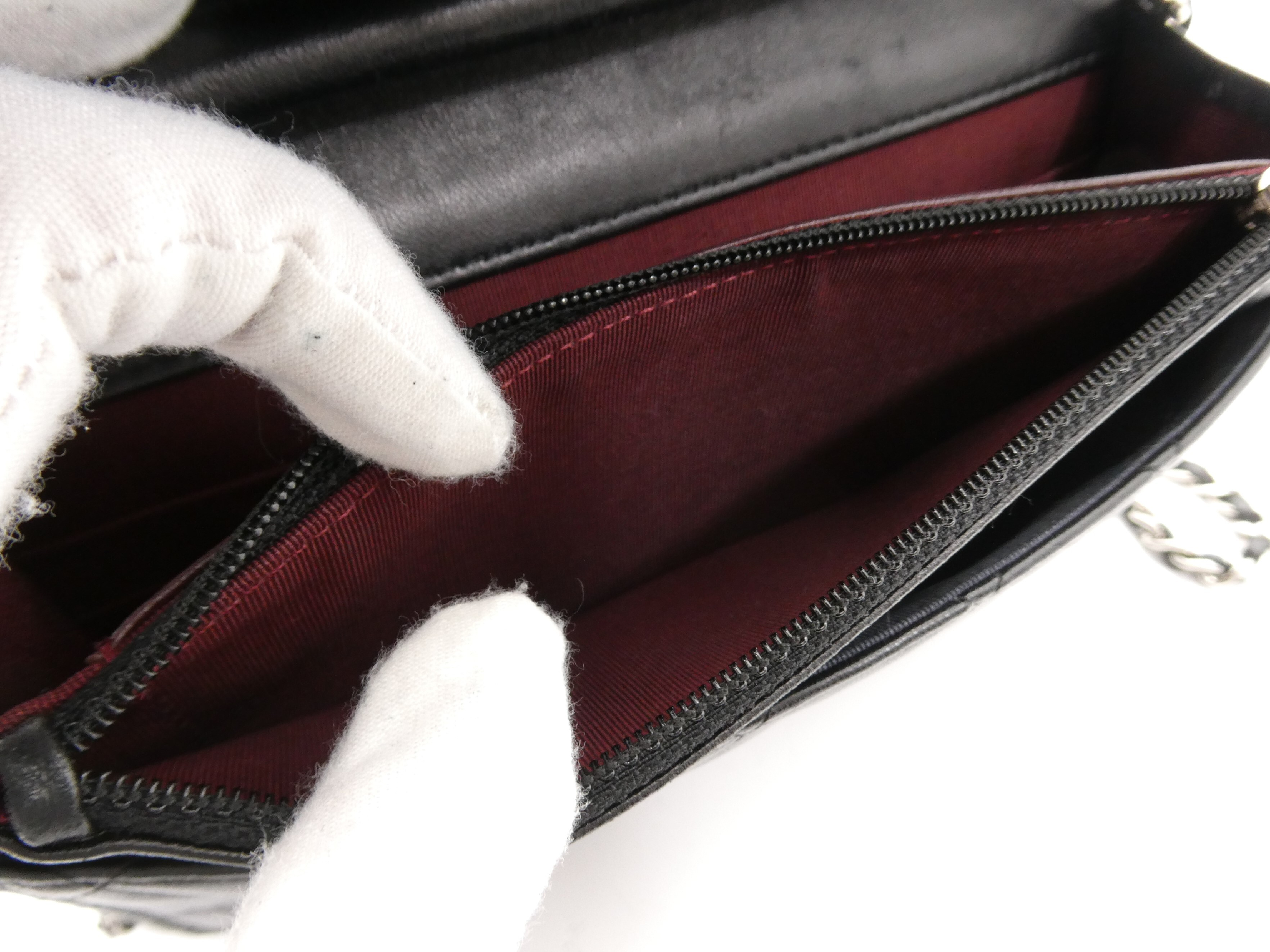 Matelassé Coco Mark Chain Wallet Shoulder Bag — view 8