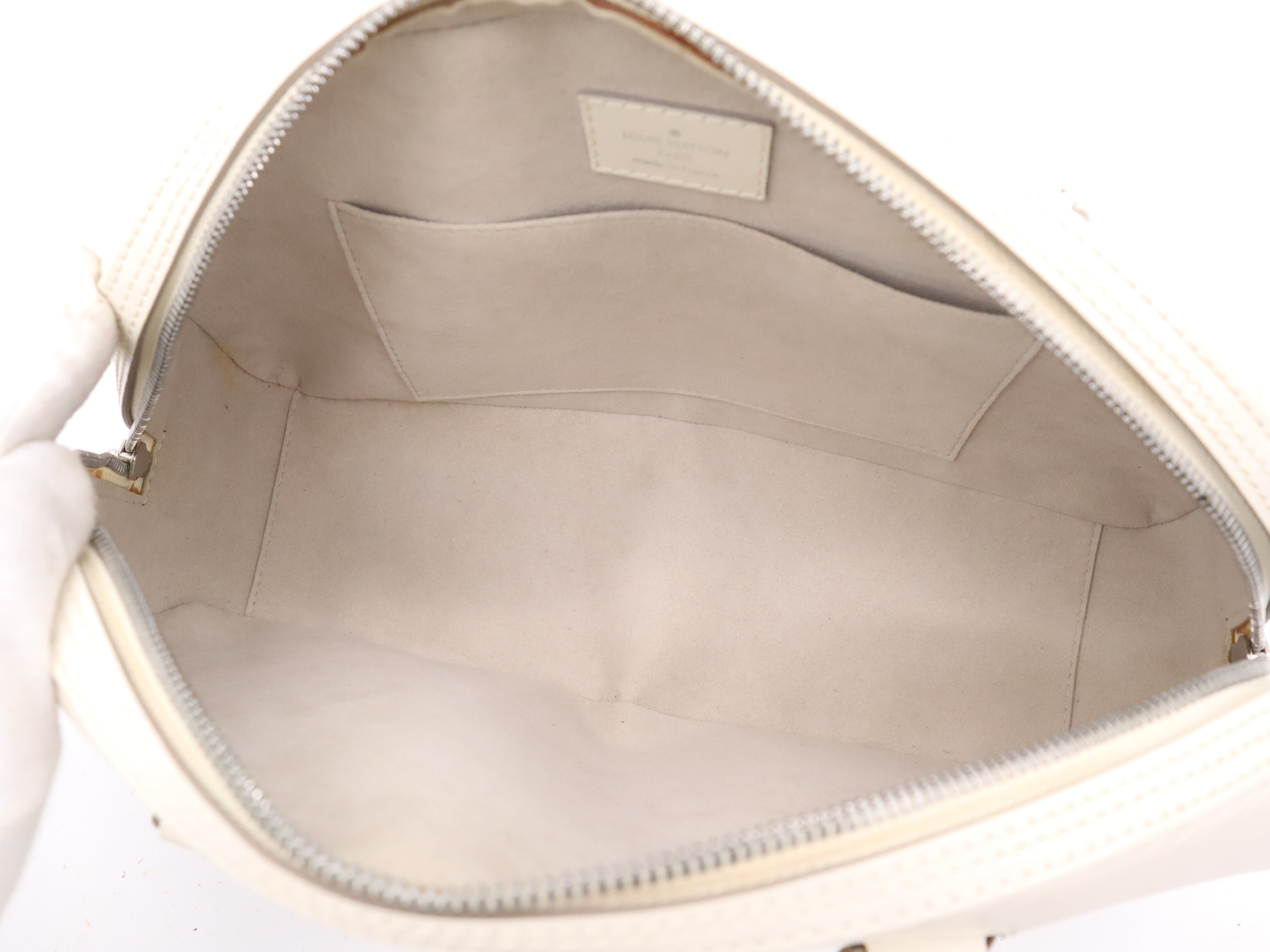M5285J Epi Jasmine Ivoire Shoulder Bag — view 11