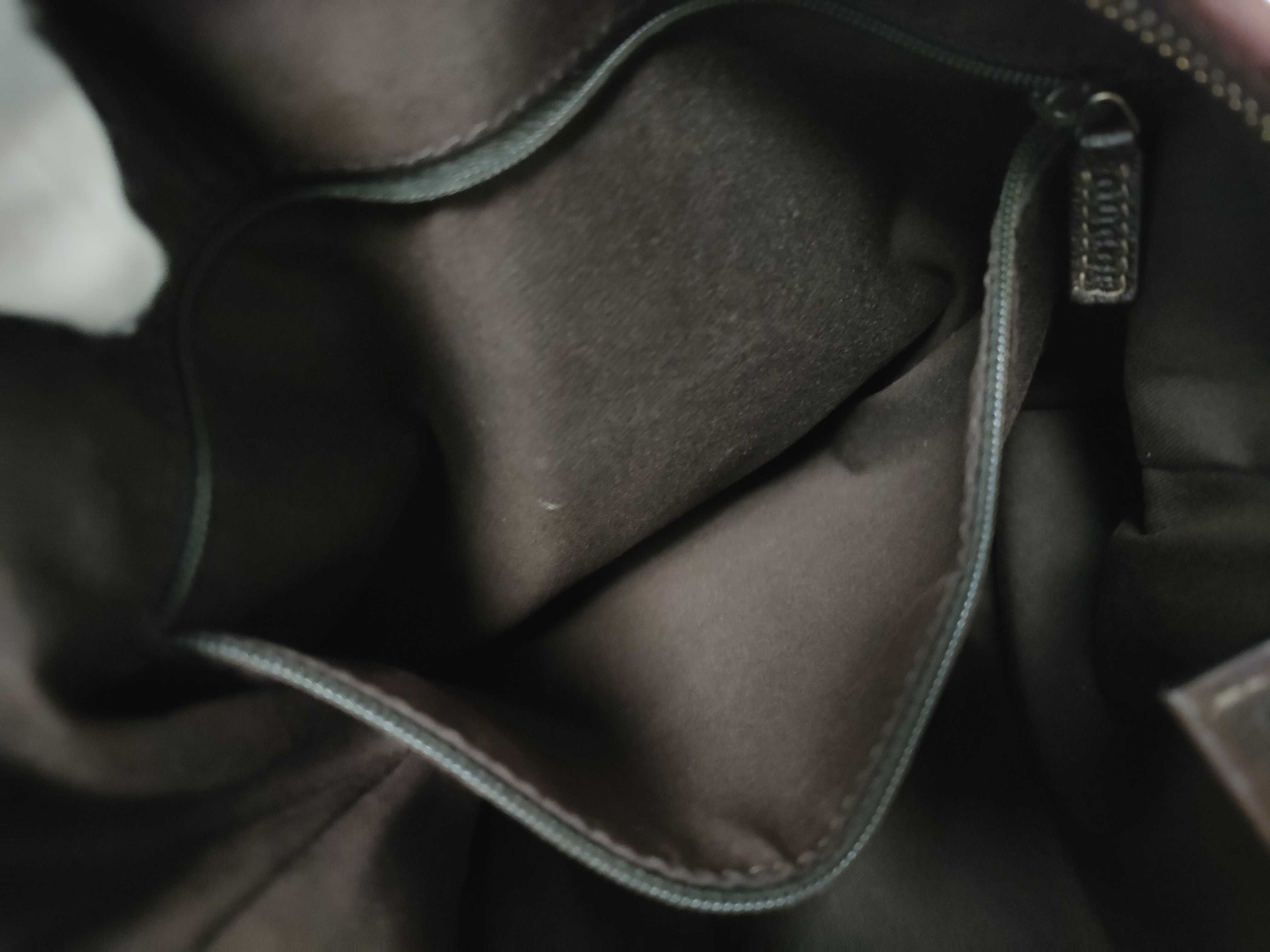 GG Canvas Leather Shoulder Bag — view 12
