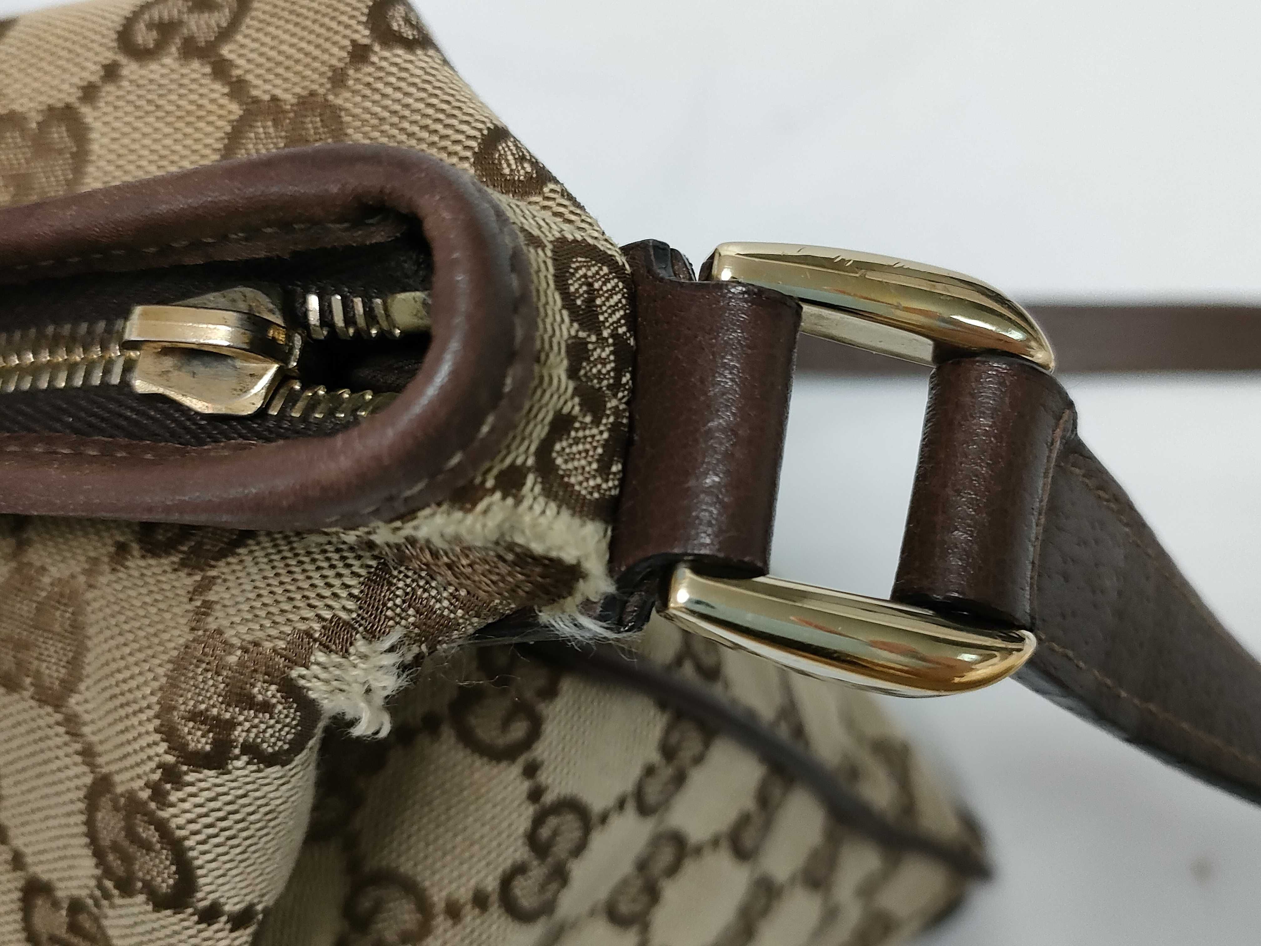 GG Canvas Leather Shoulder Bag — view 7