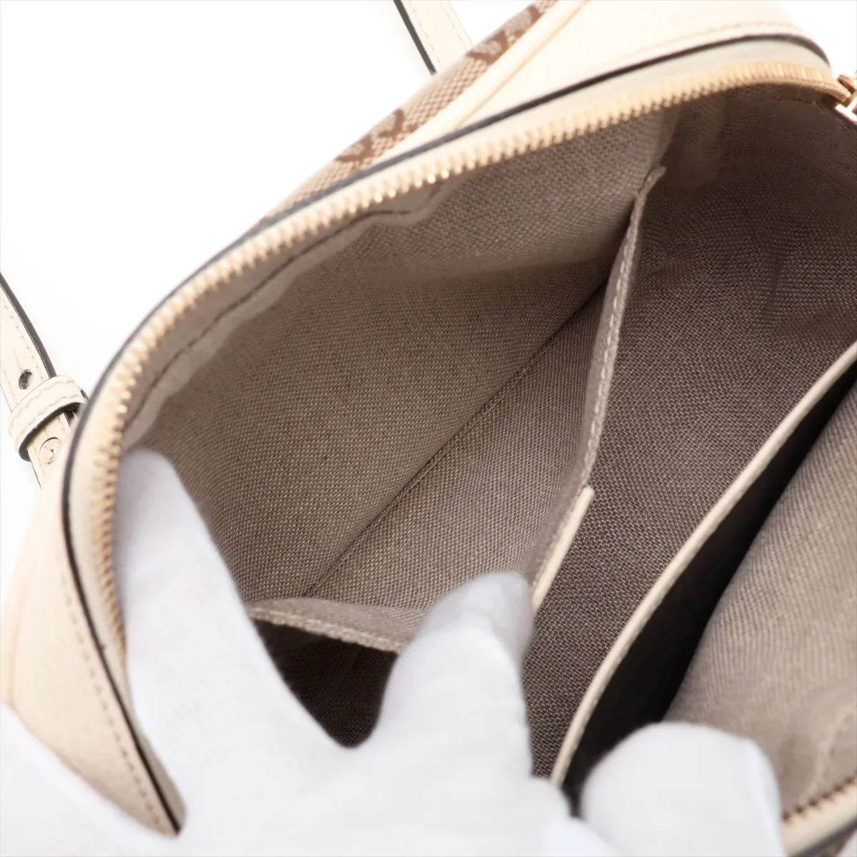 GG Canvas 449413 Canvas x Leather Shoulder Bag Beige x White Outlet — view 8