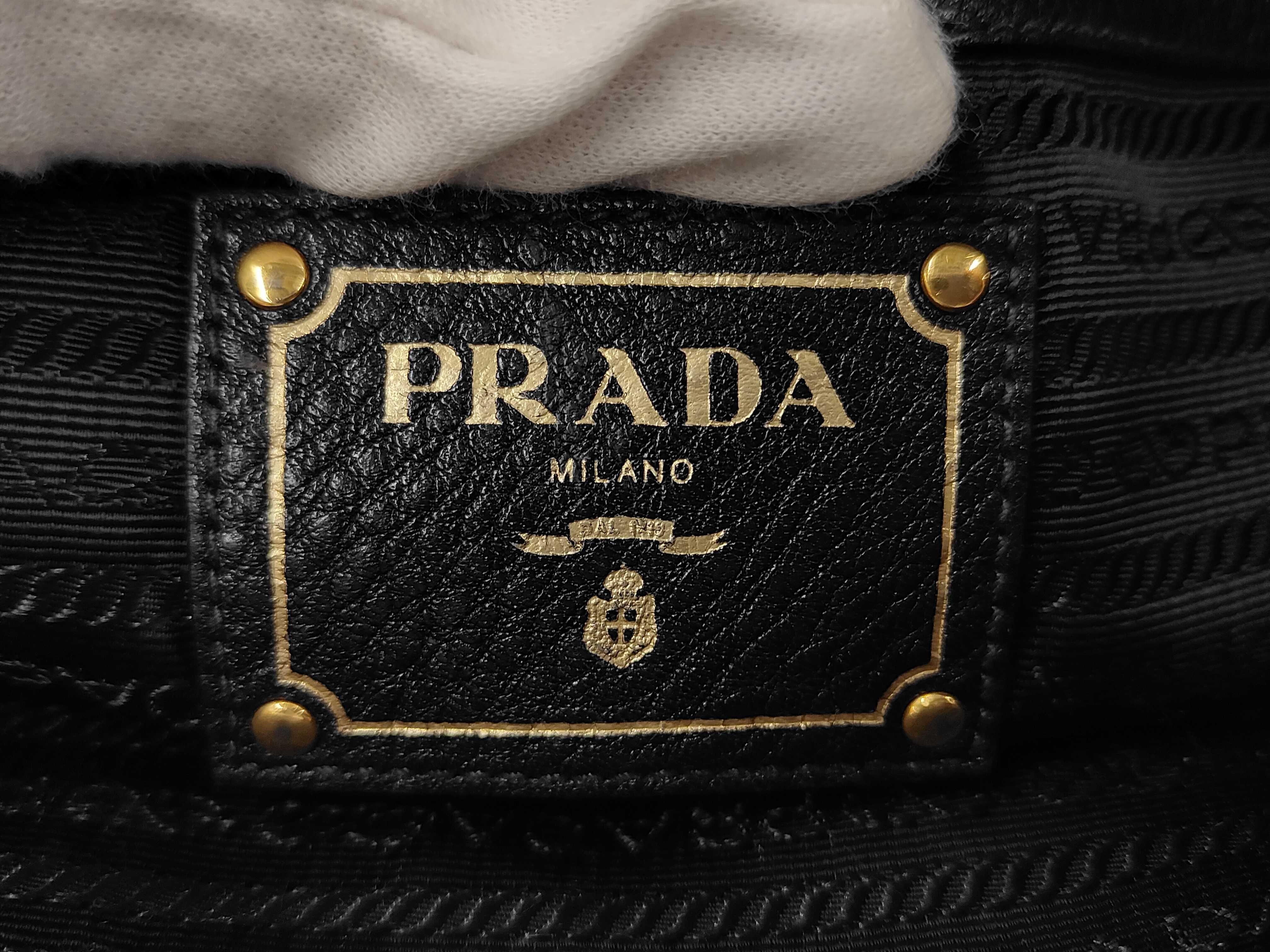 Vitello Daino Gold Hardware Miranda Kerr Bag Black Handbag — view 9