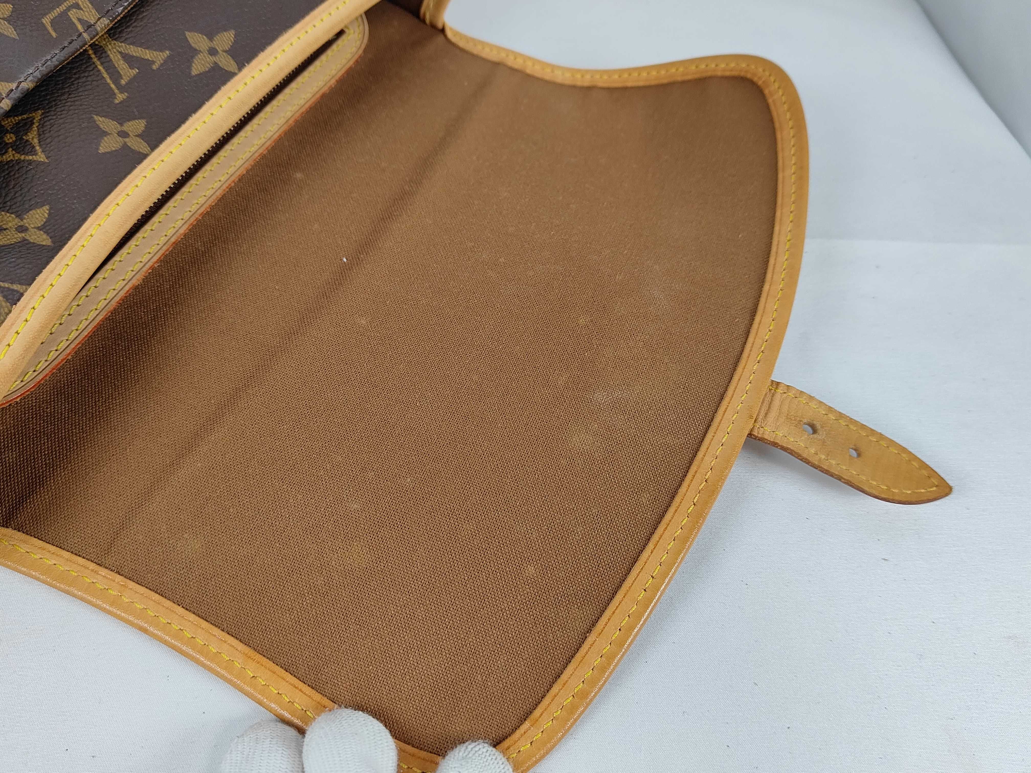 Monogram Sologne M42250 Shoulder Bag — view 8