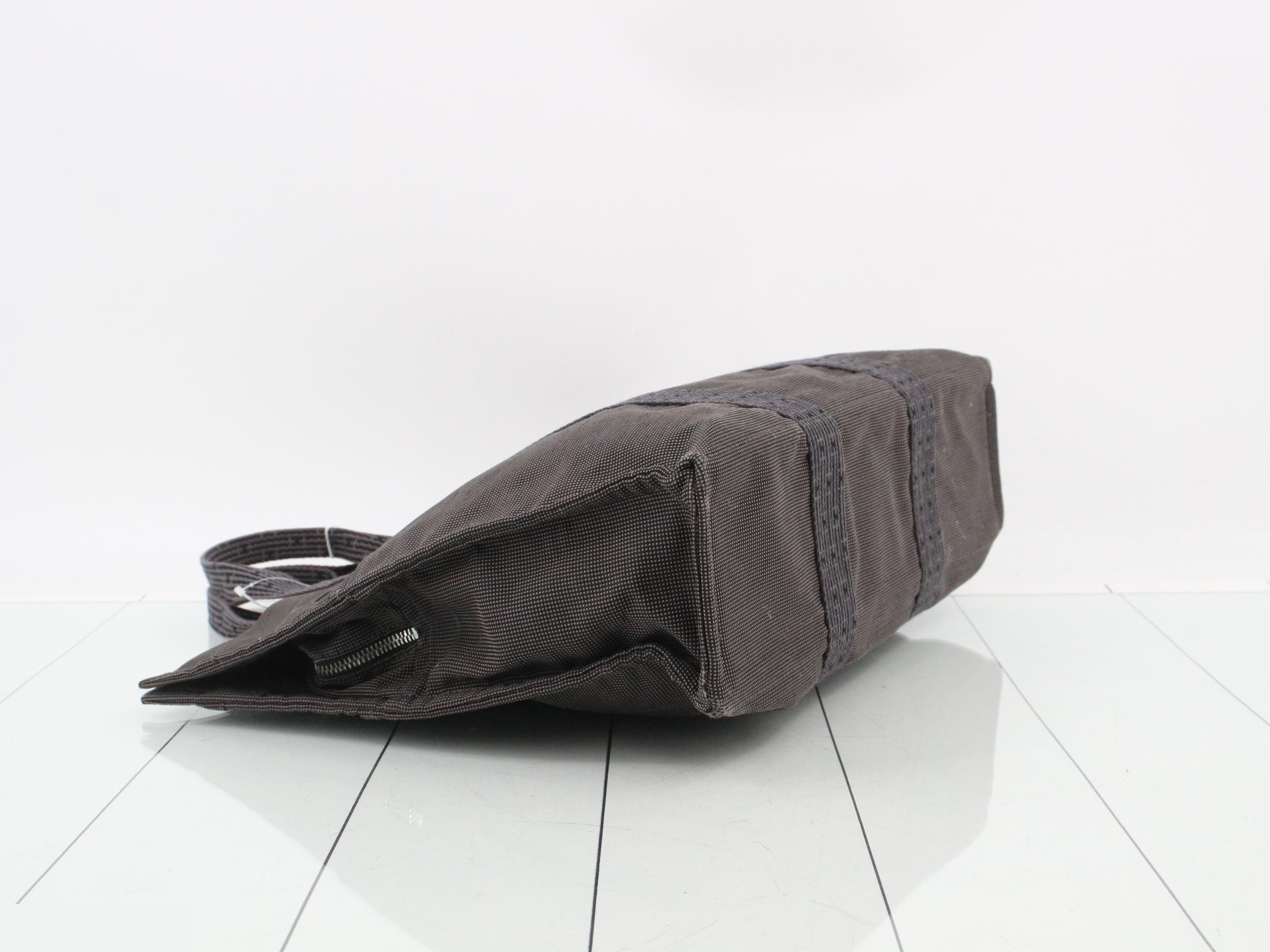 Tote bag — view 5