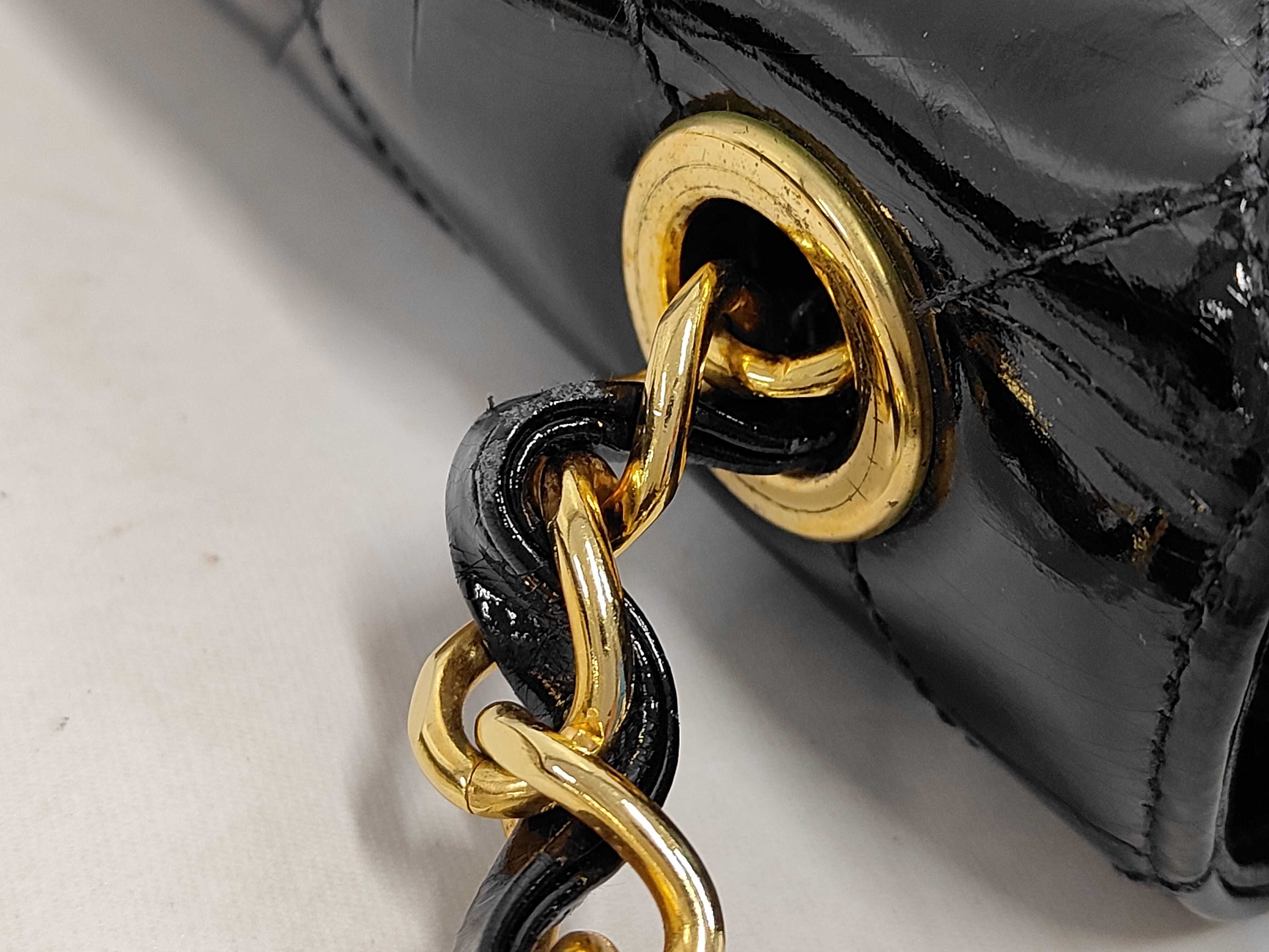 Matelassé Shoulder Bag — view 6