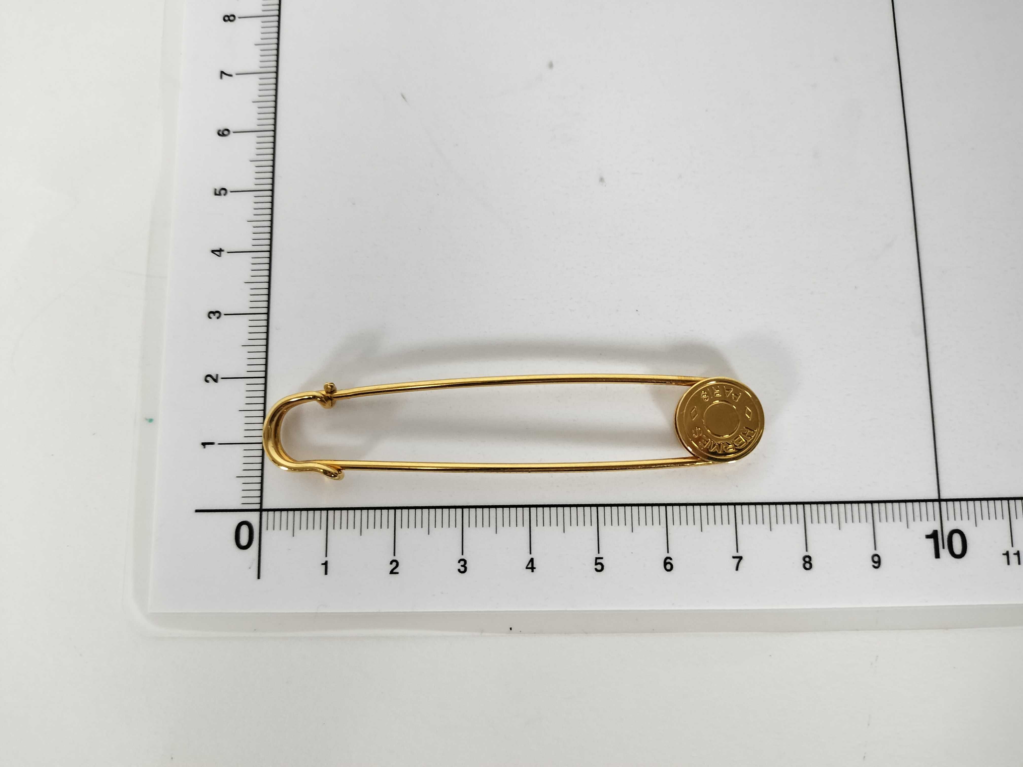 pin brooch — view 7