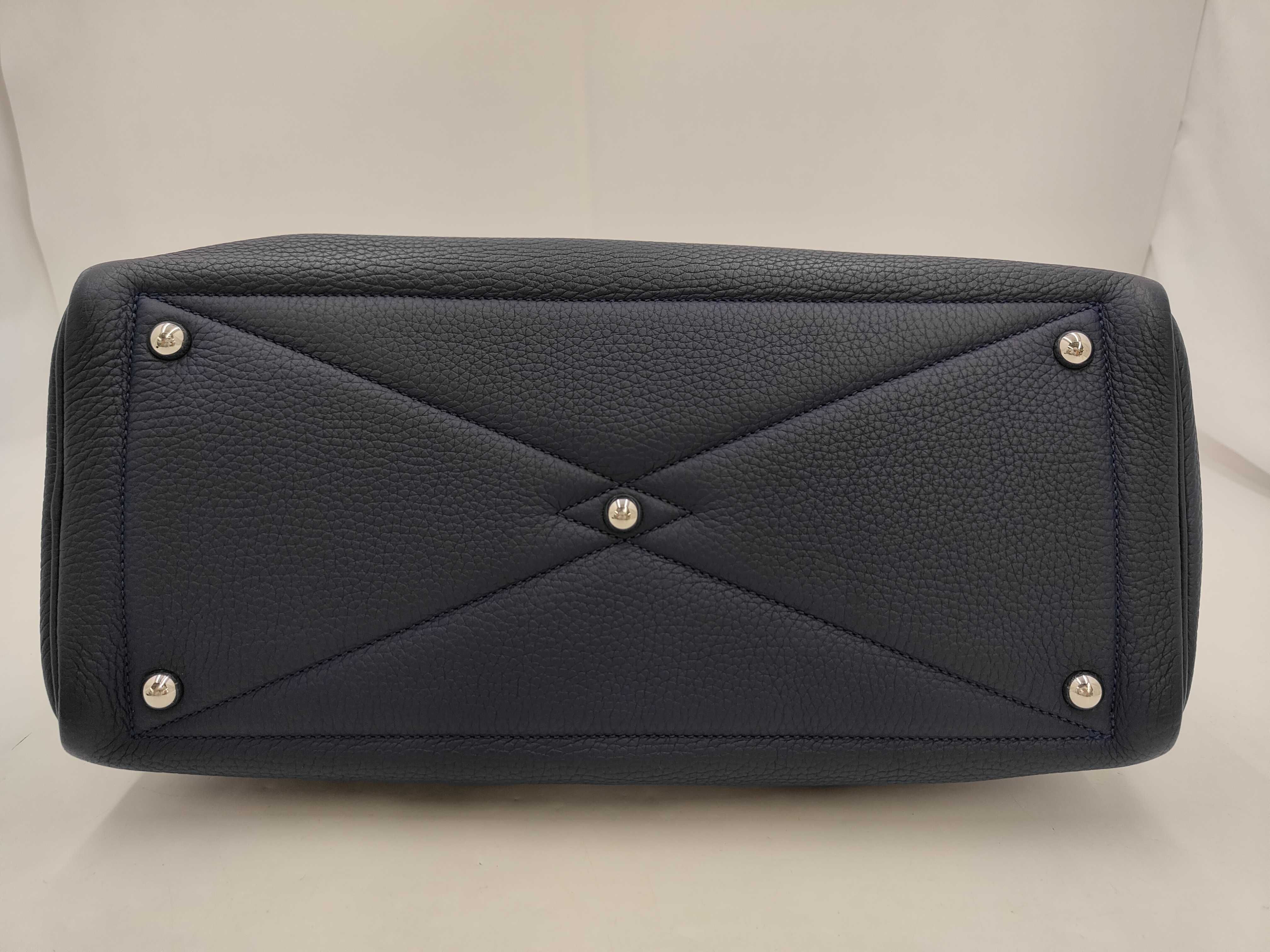 Victoria 35 J Taurillon Leather Navy Shoulder Bag — view 3
