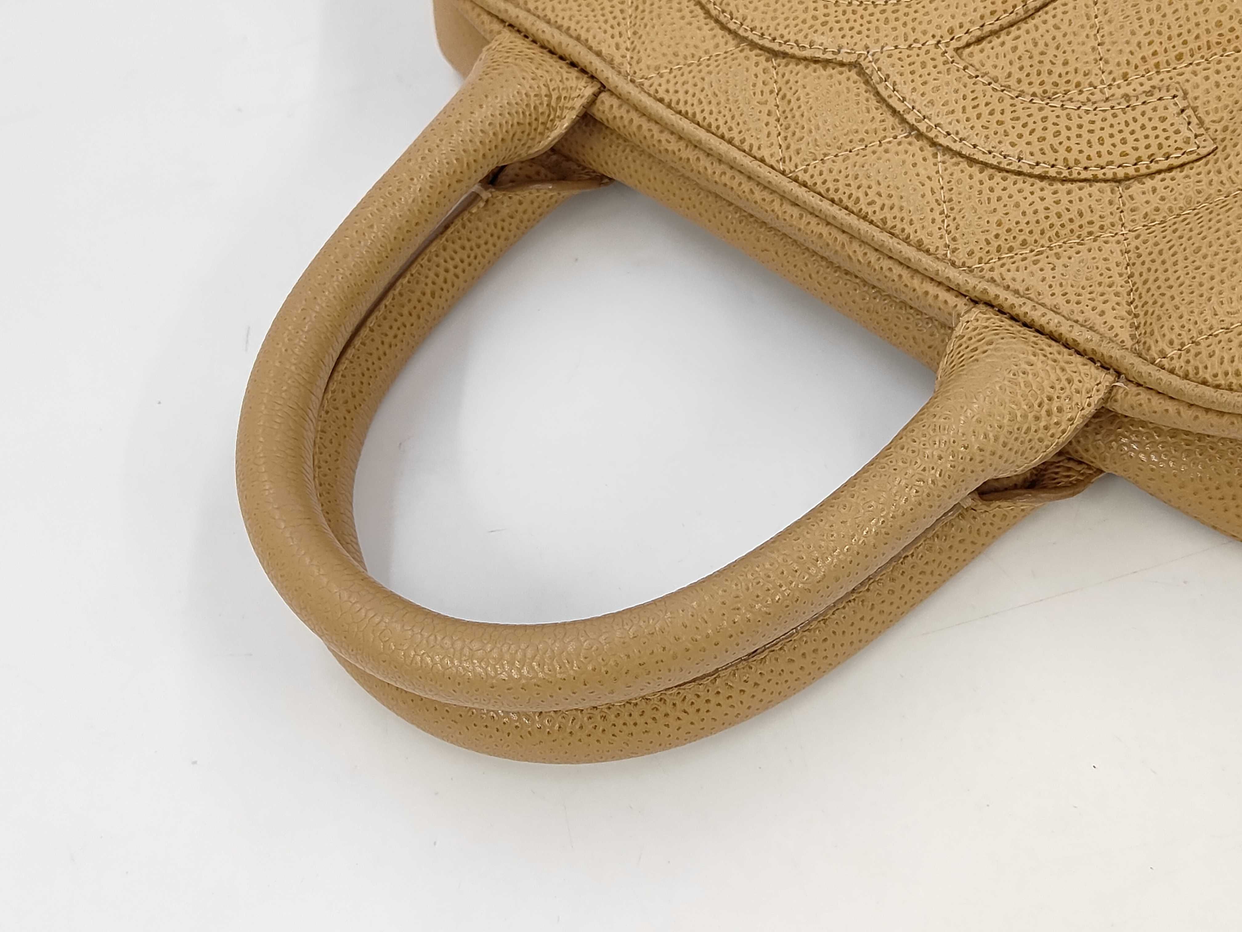 handbag — view 3