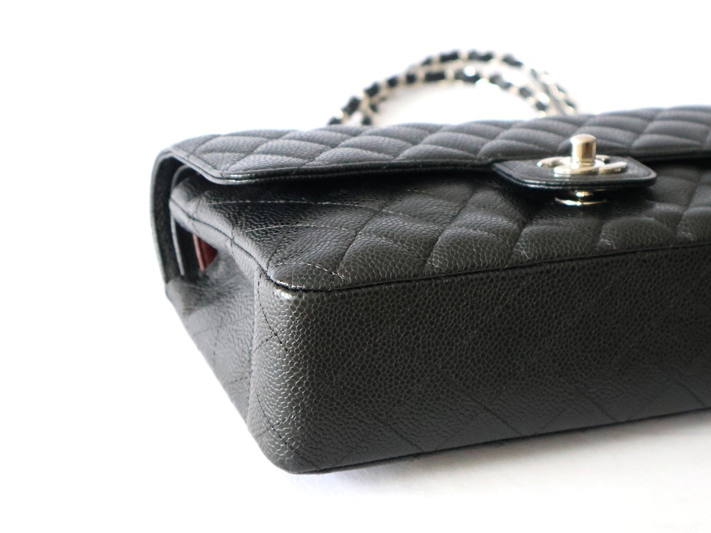 Caviar leather Matelassé 25 Double flap Double chain shoulder bag, black — view 3