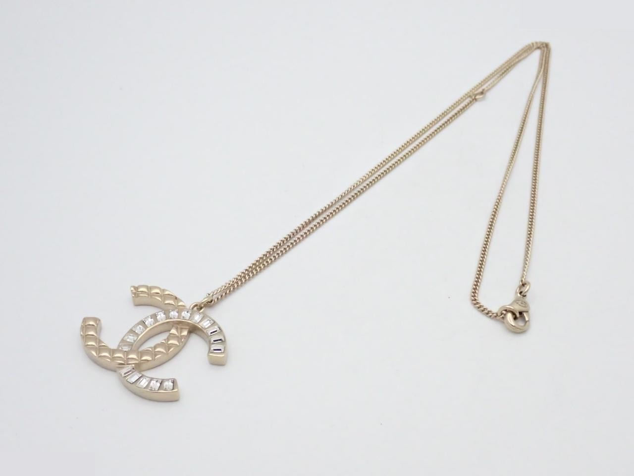 Necklace with Coco Mark, chain approximately 60cm — view 3