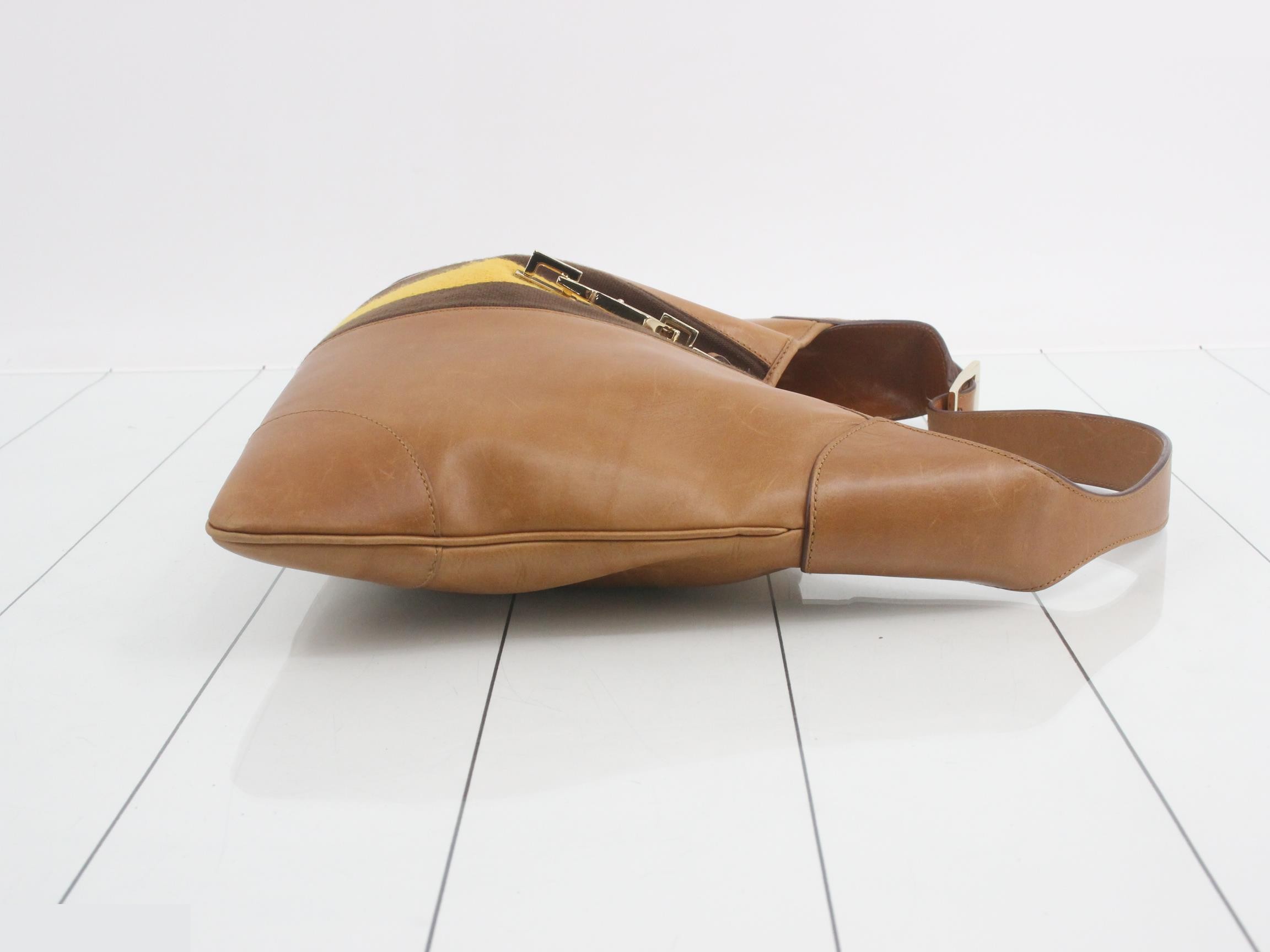 One-shoulder bag, leather, brown — view 3