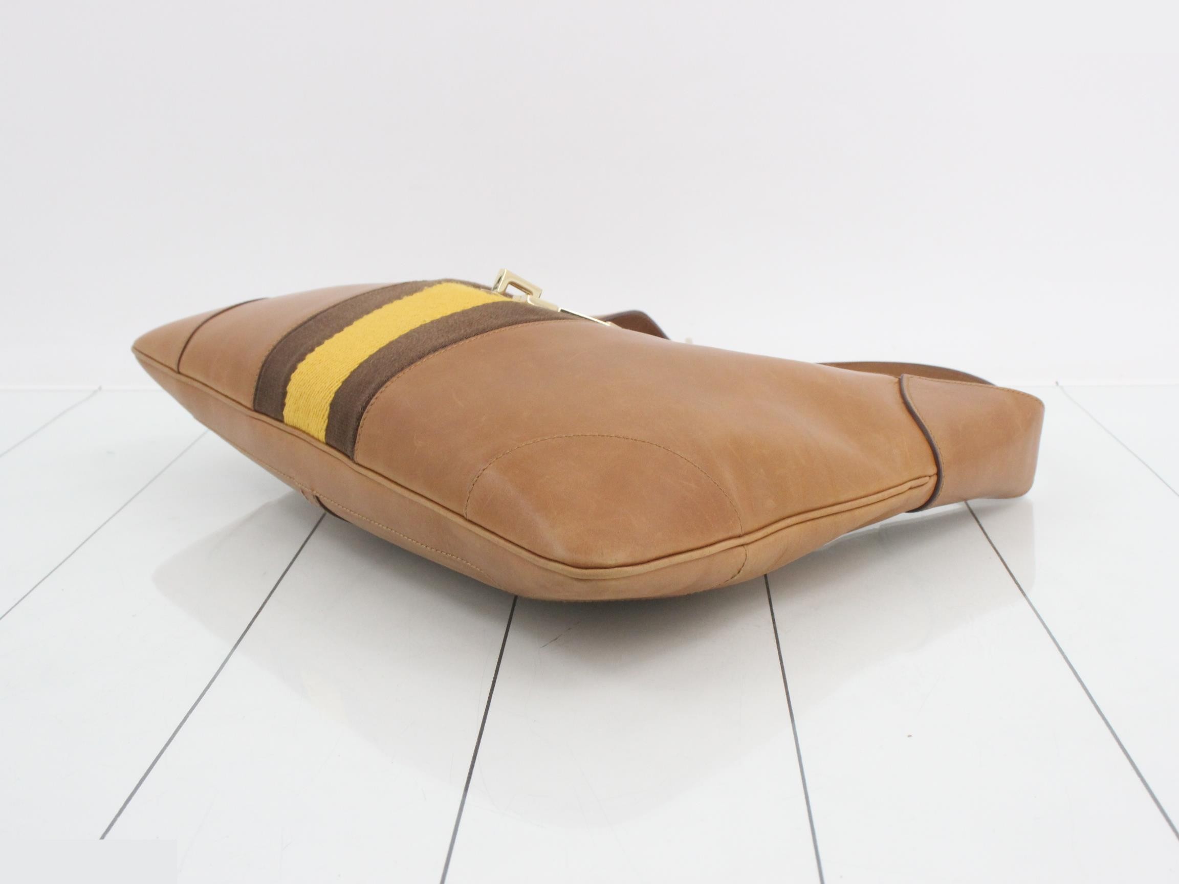 One-shoulder bag, leather, brown — view 6